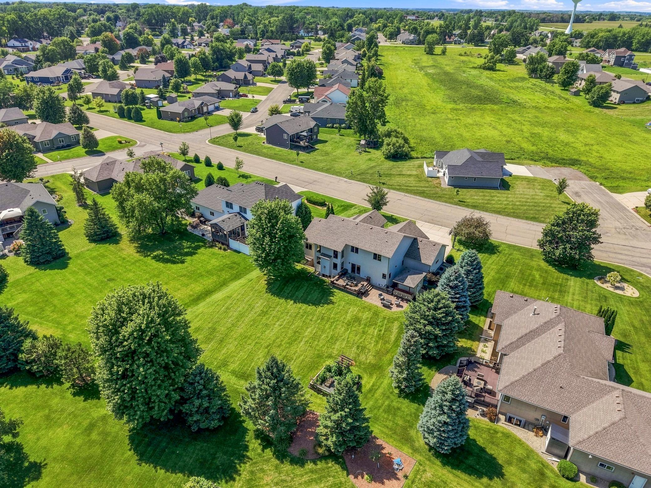 2270 Deer Trail Lane NE