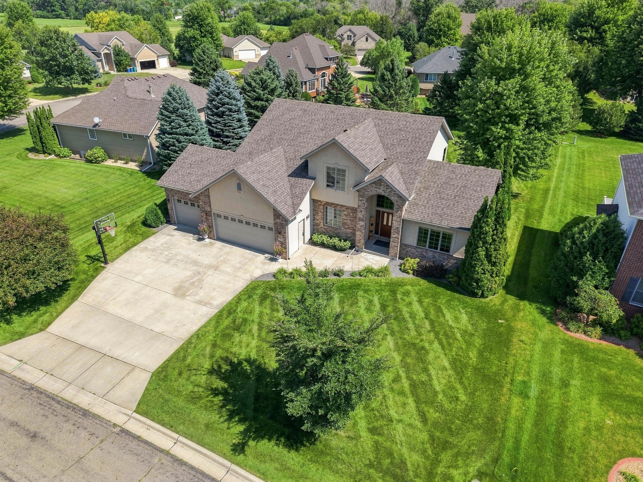 2270 Deer Trail Lane NE
