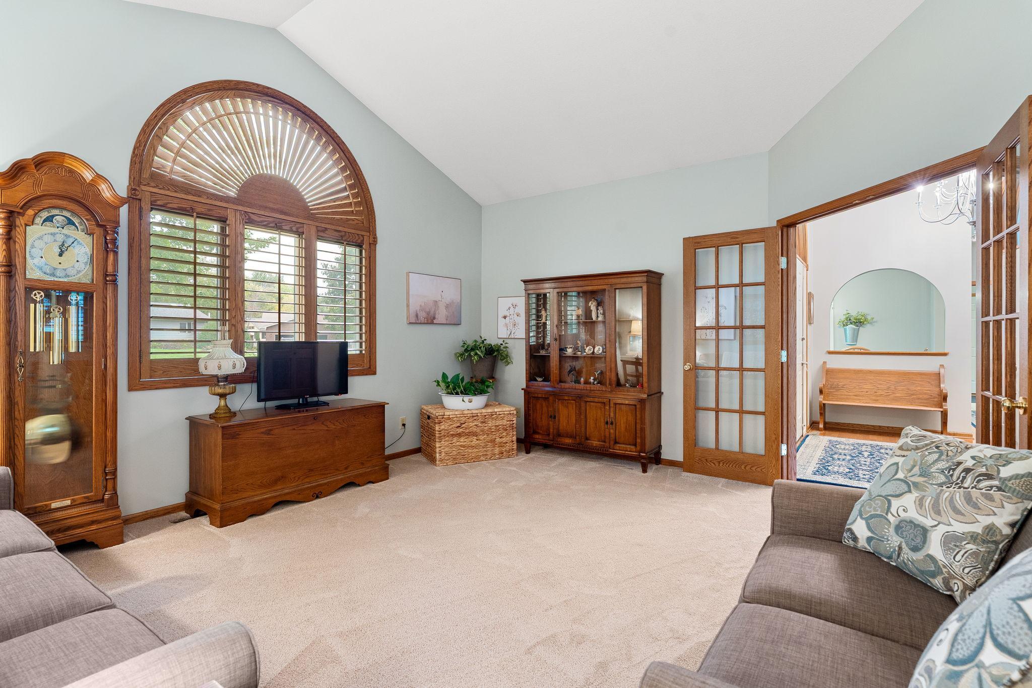 1565 Dell Place