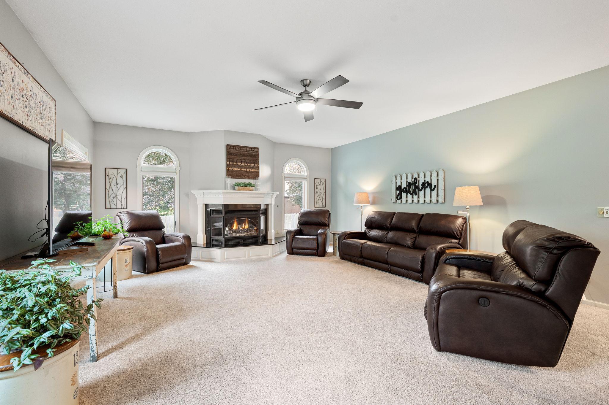 1565 Dell Place