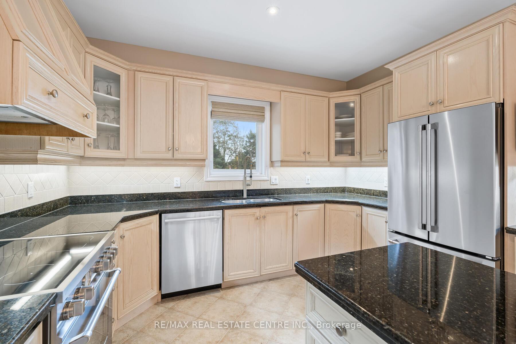 159 Delarmbro Drive, Erin, ON N0B 1T0