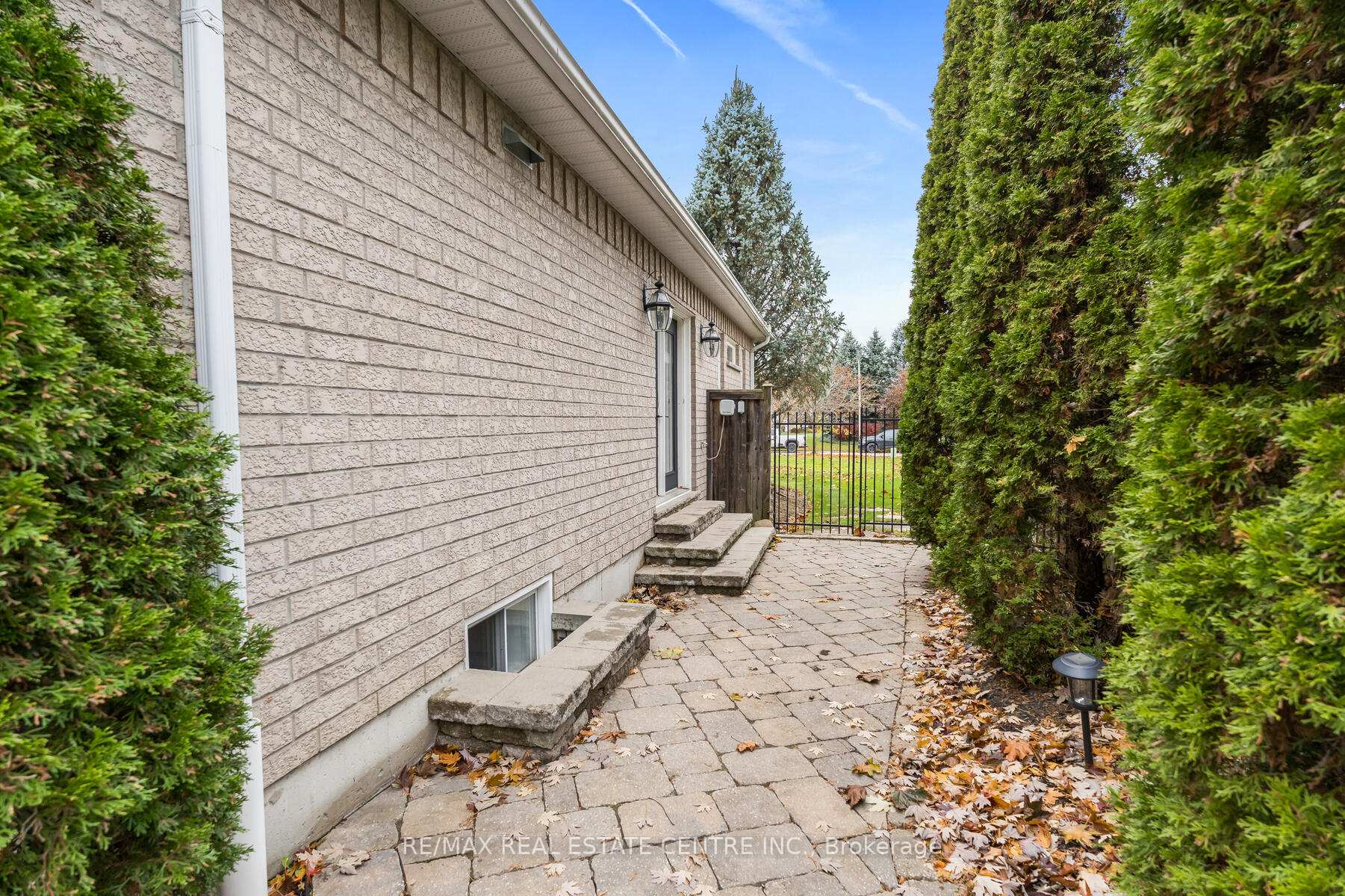 159 Delarmbro Drive, Erin, ON N0B 1T0