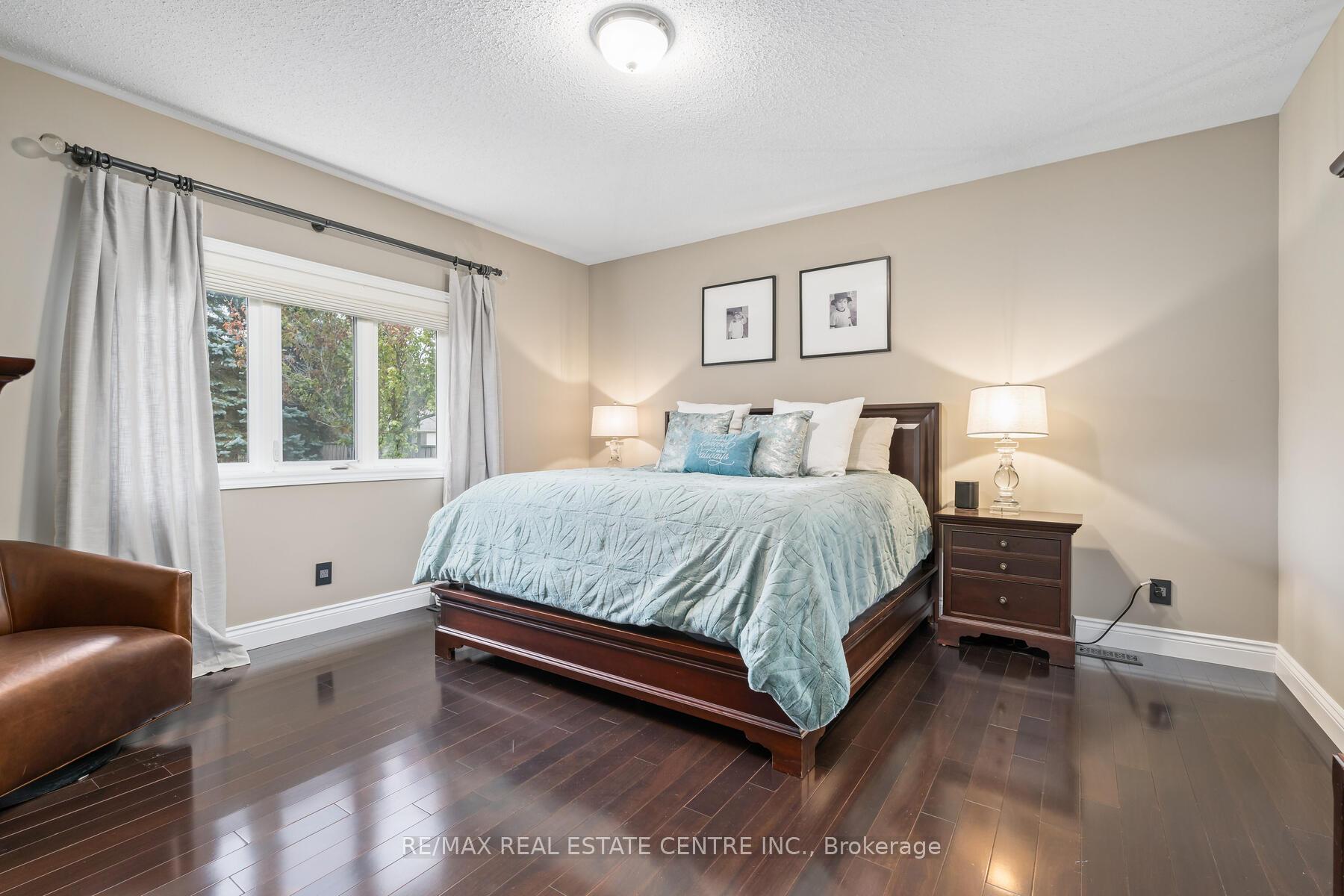 159 Delarmbro Drive, Erin, ON N0B 1T0