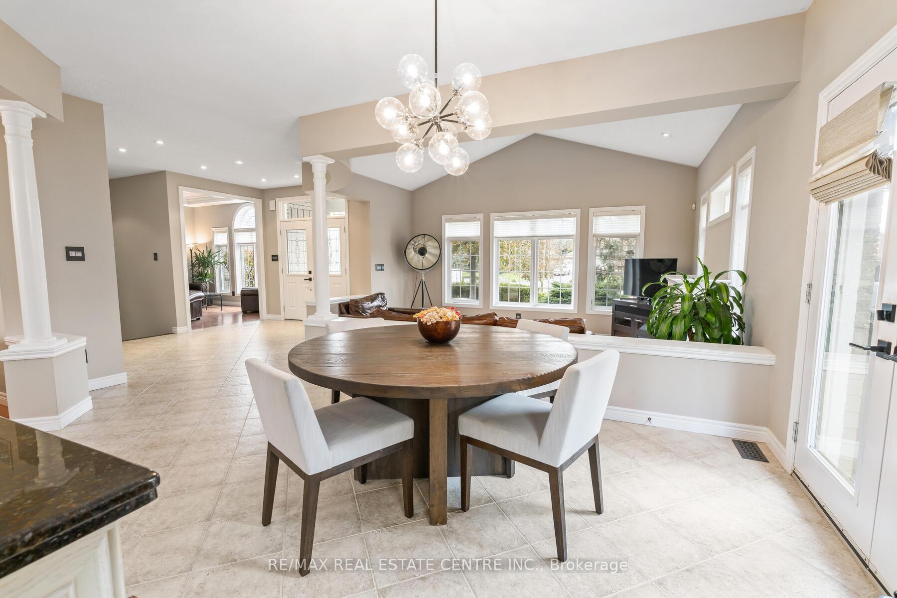 159 Delarmbro Drive, Erin, ON N0B 1T0