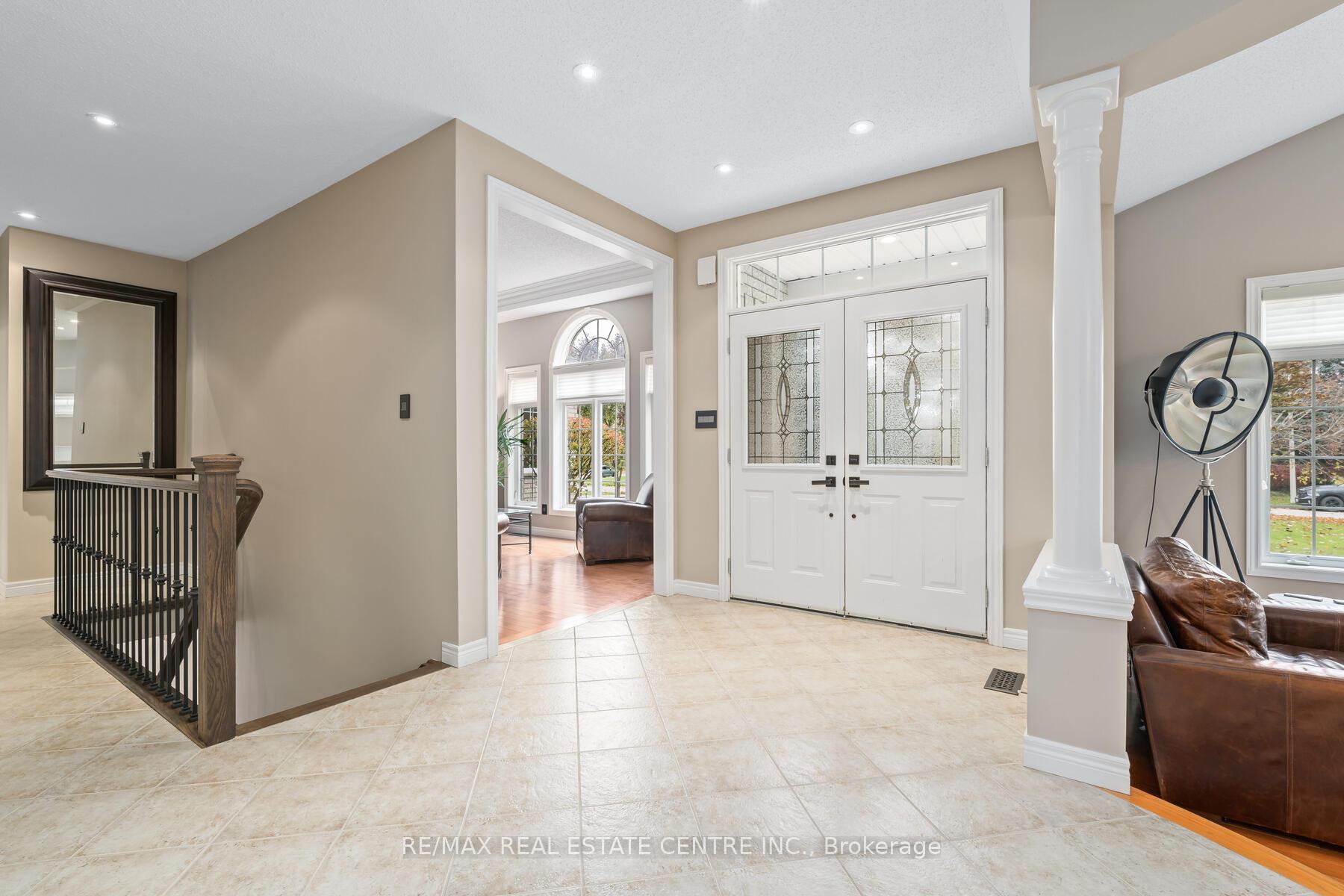 159 Delarmbro Drive, Erin, ON N0B 1T0