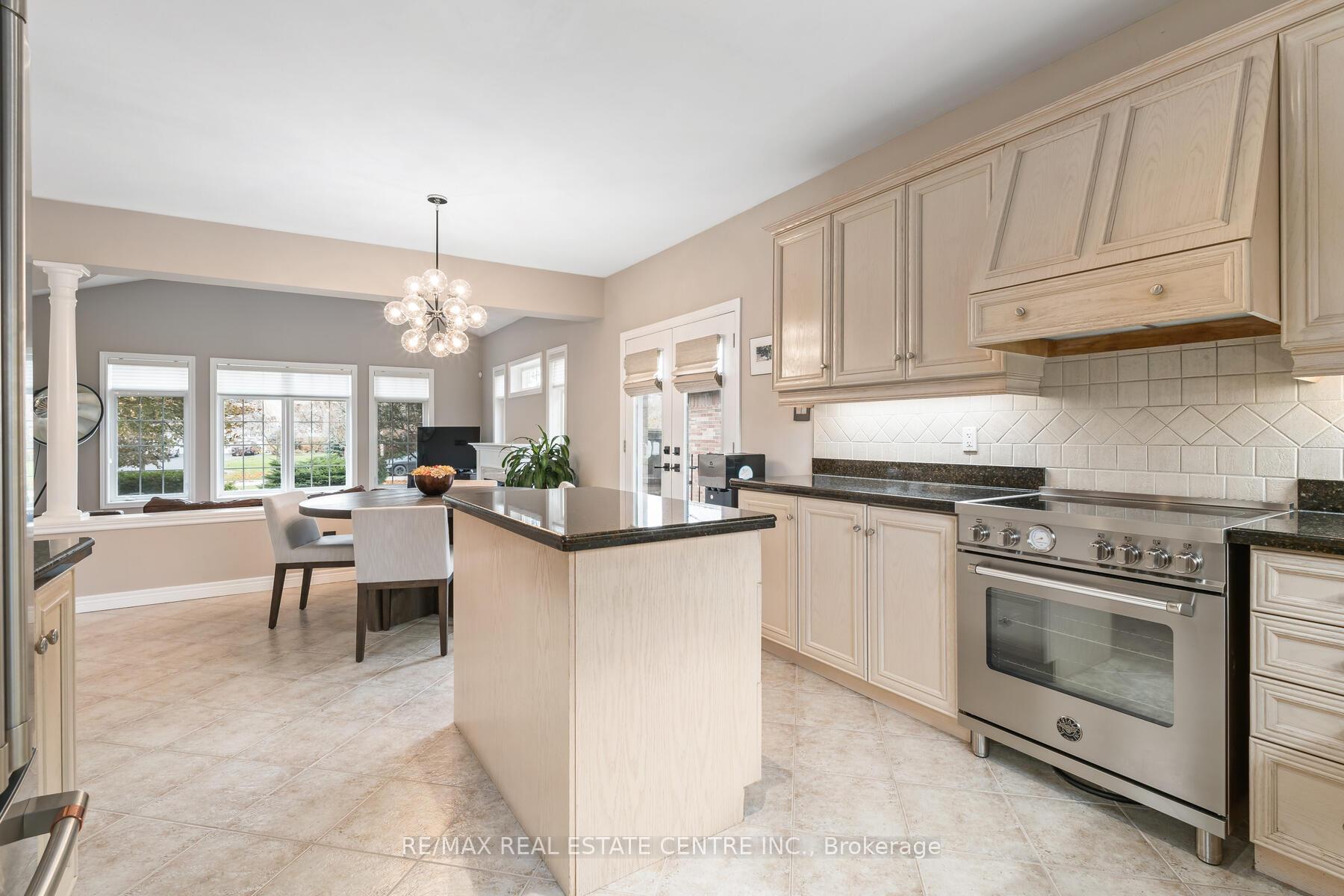 159 Delarmbro Drive, Erin, ON N0B 1T0