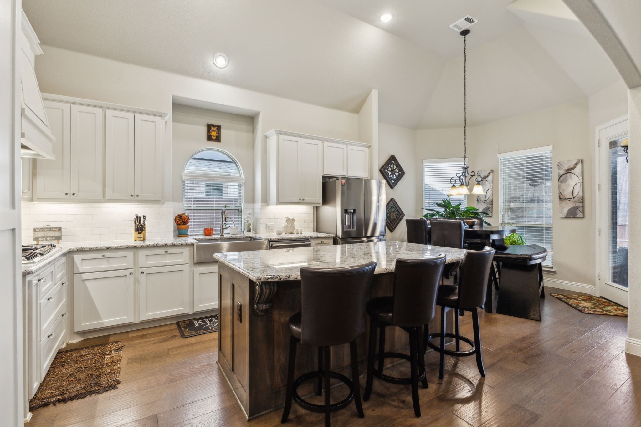 9916 Villa Verde Drive