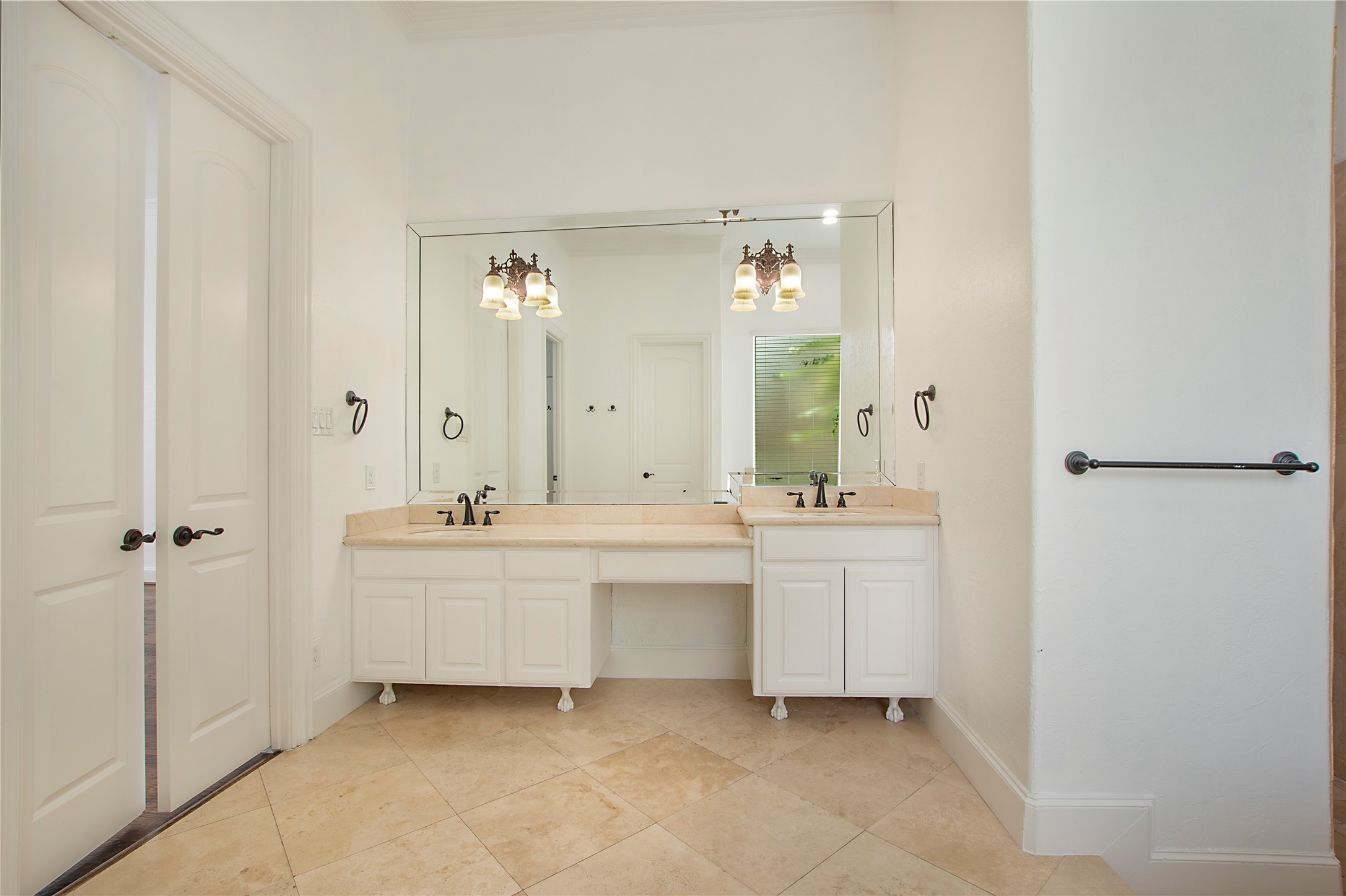 4501 Redwood Court