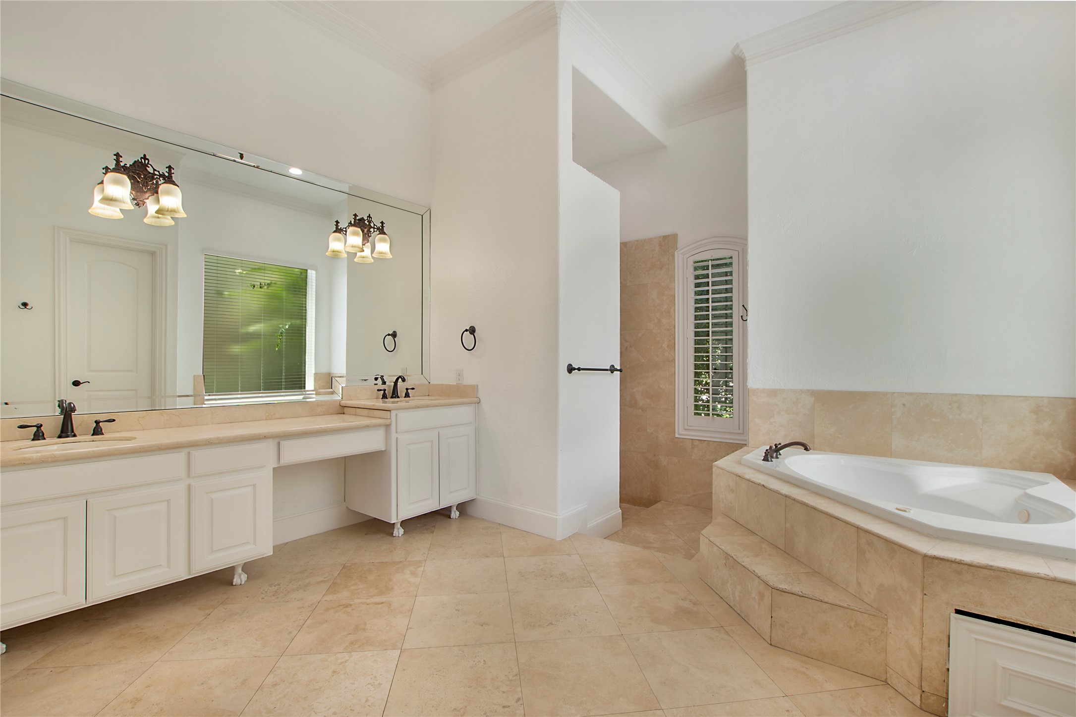 4501 Redwood Court