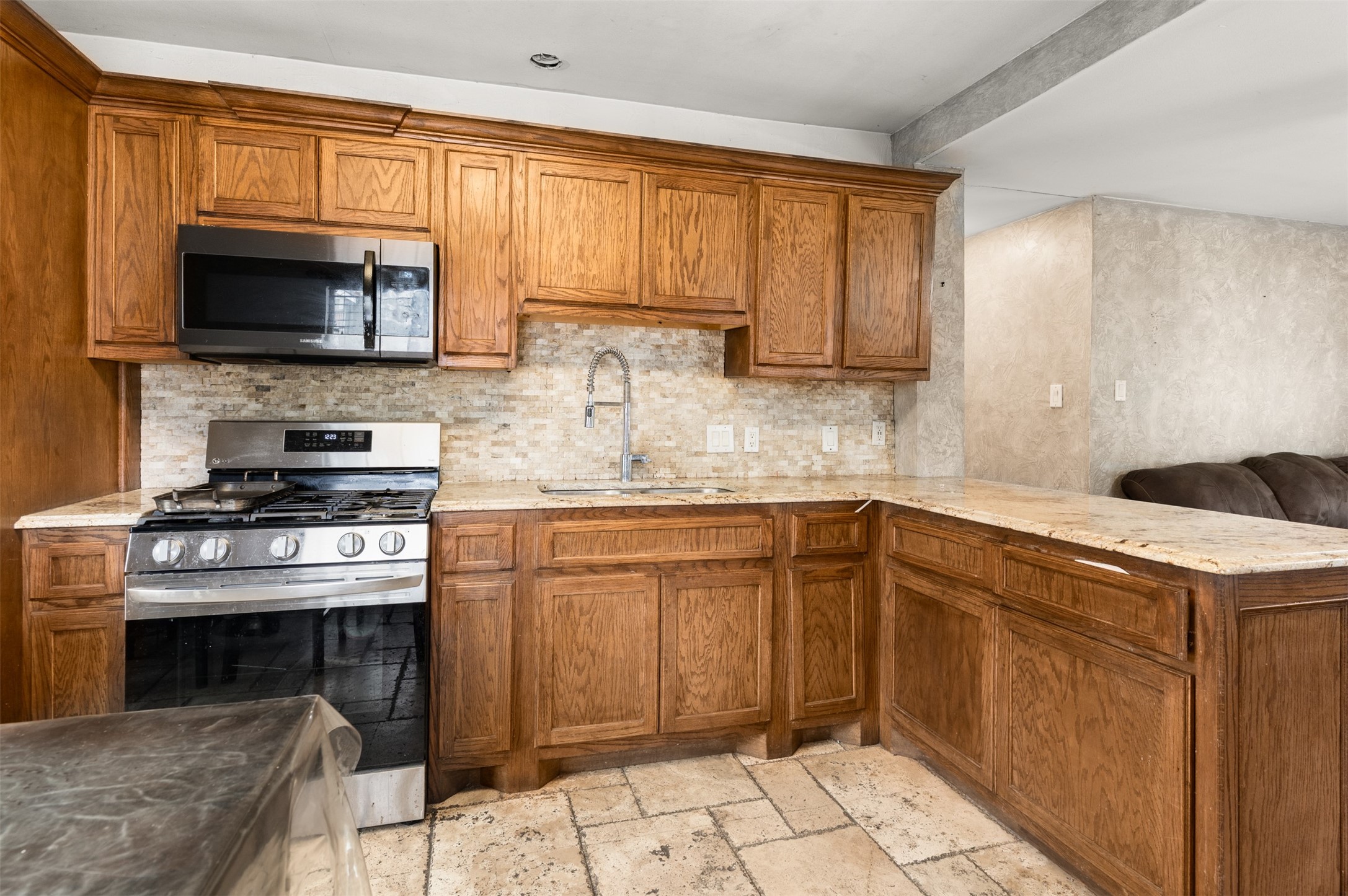 230 W Jerden Lane