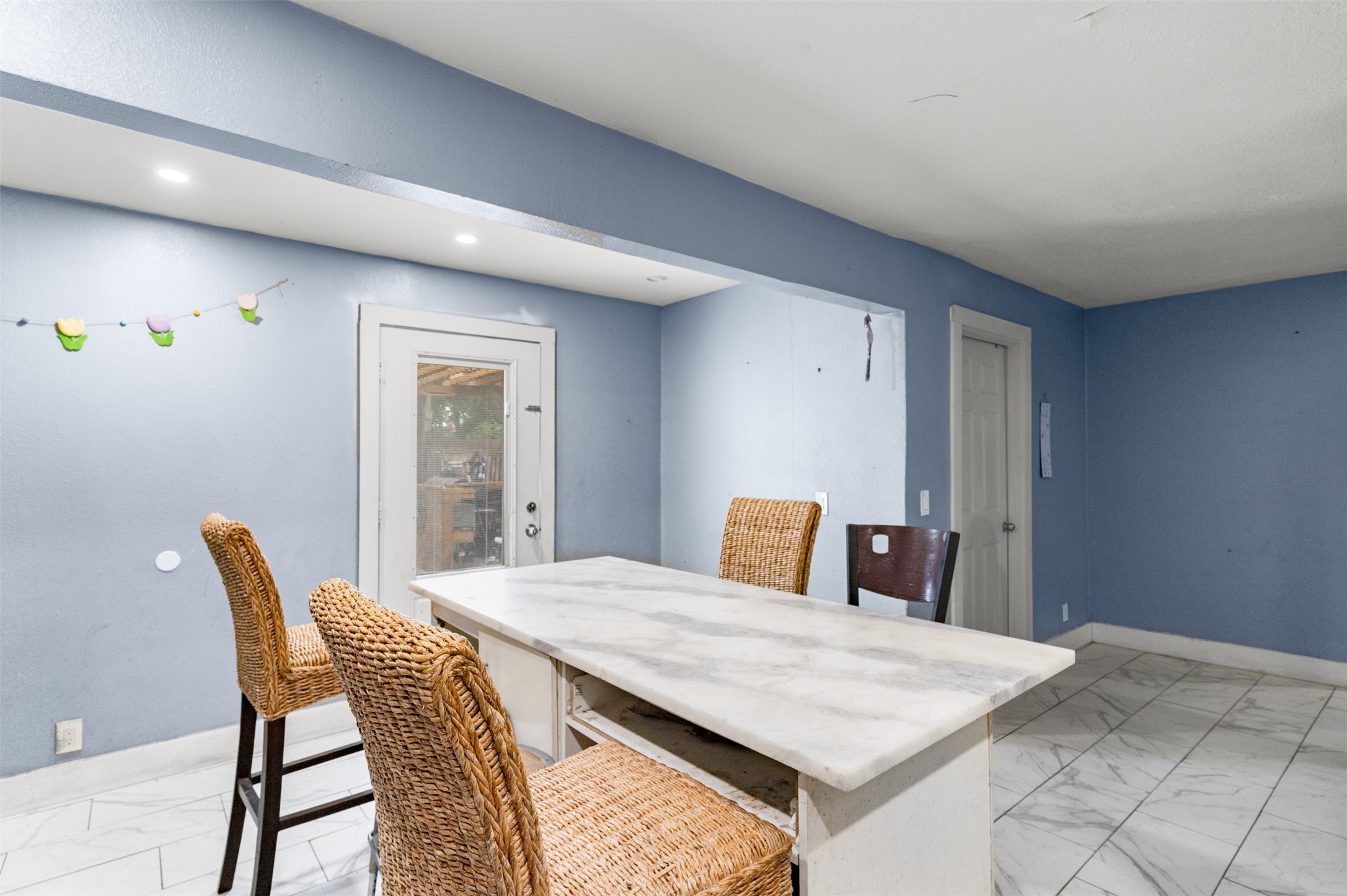 230 W Jerden Lane