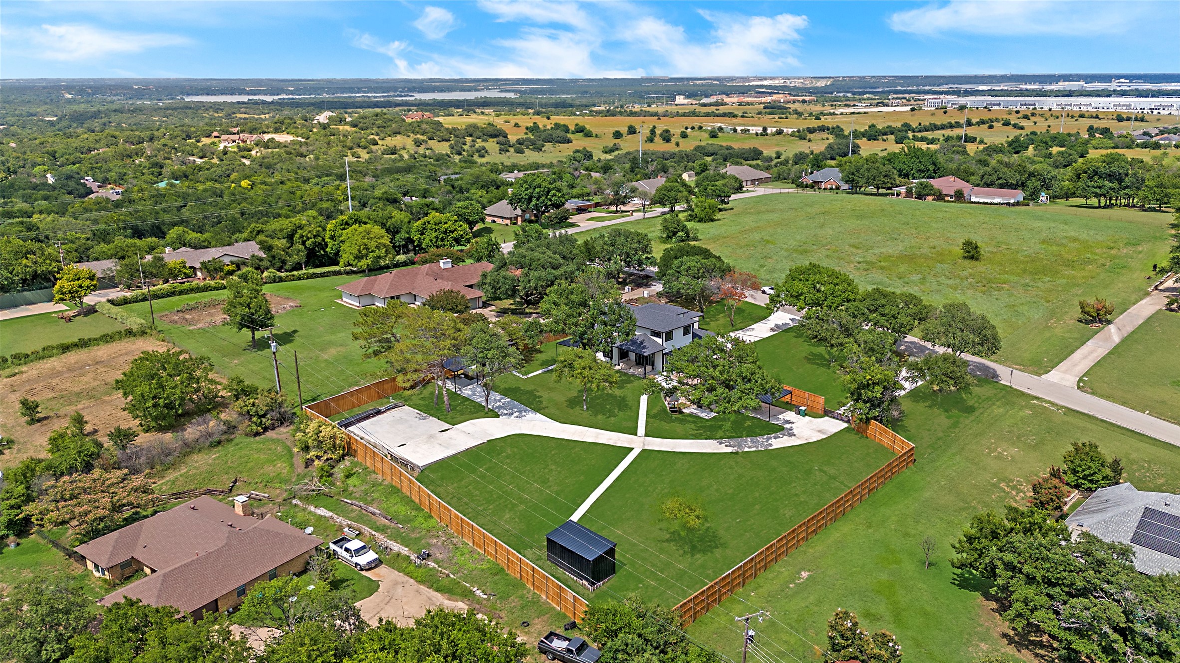 301 Paint Pony Trail N