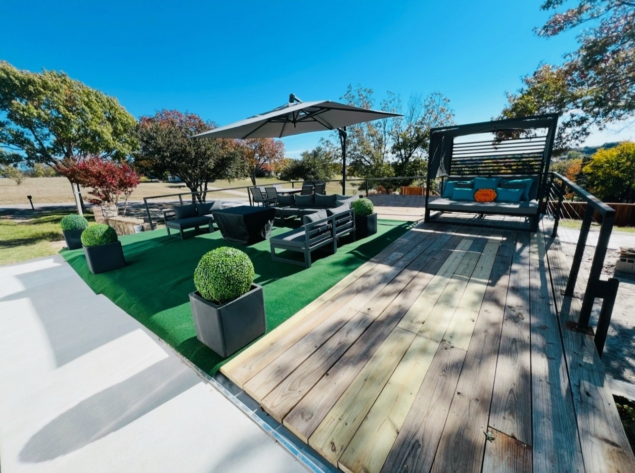 301 Paint Pony Trail N