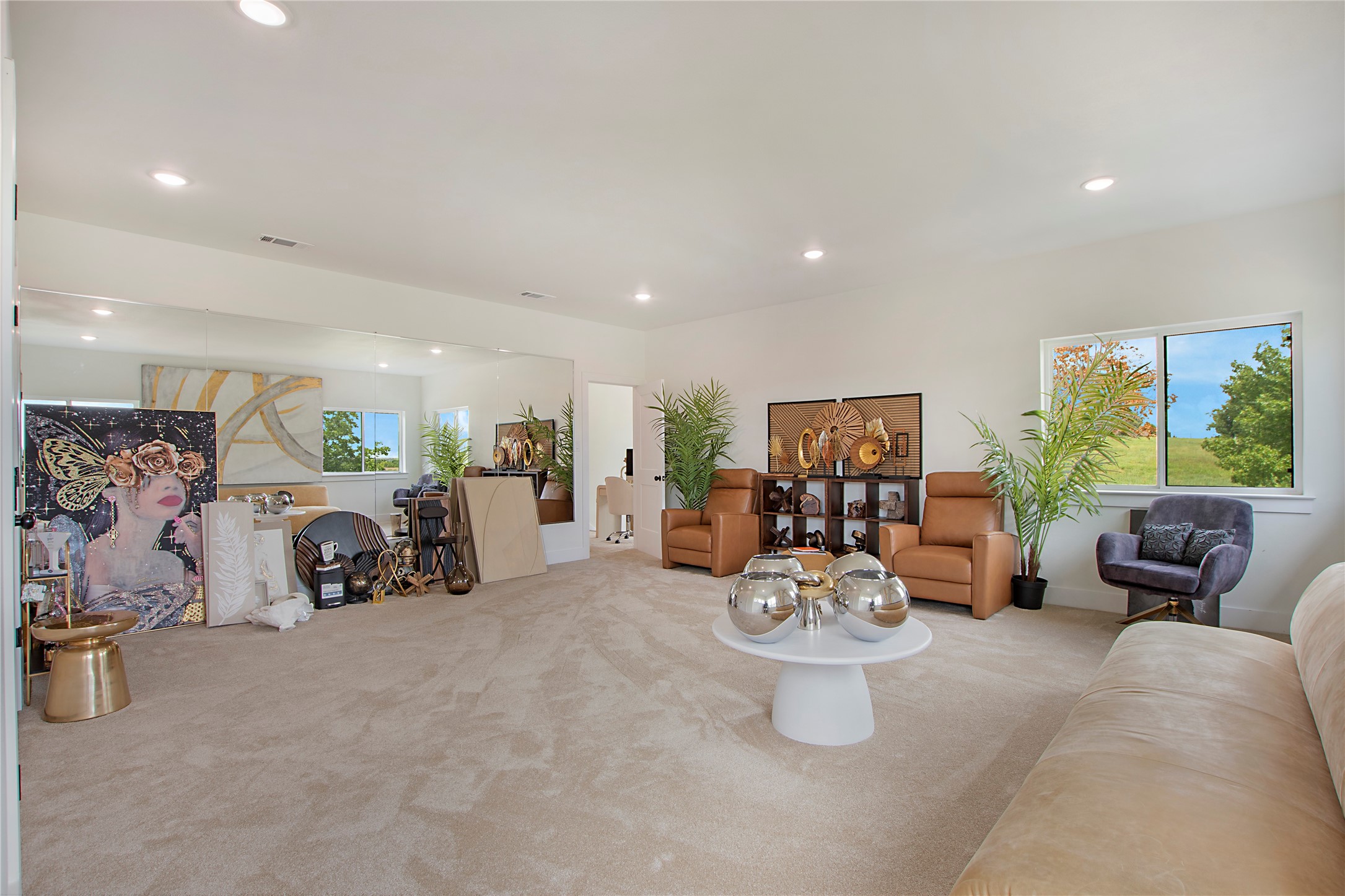 301 Paint Pony Trail N