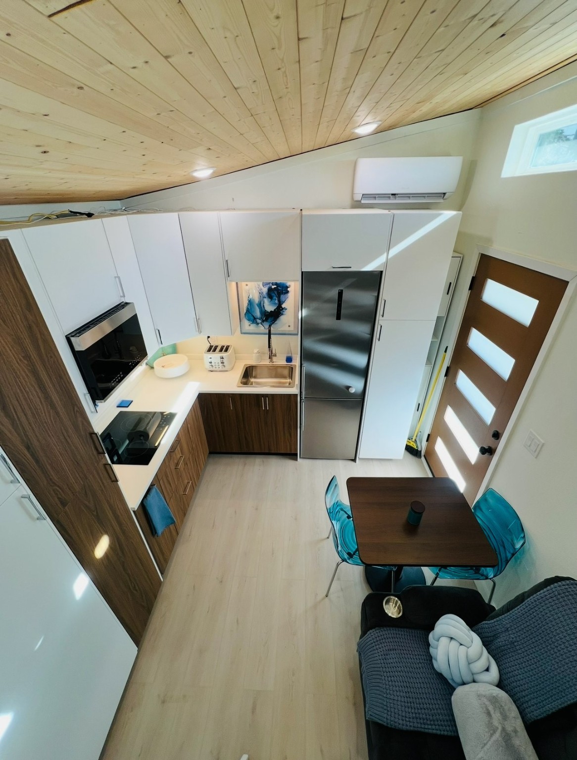 301 Paint Pony Trail N