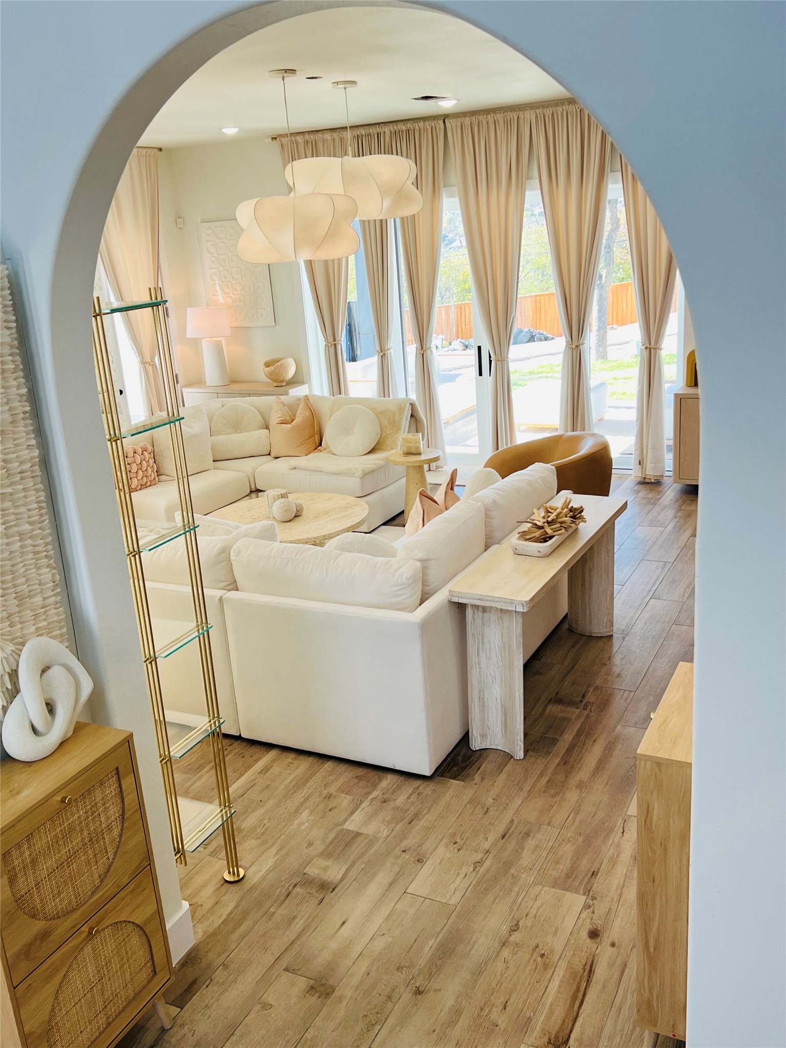 301 Paint Pony Trail N