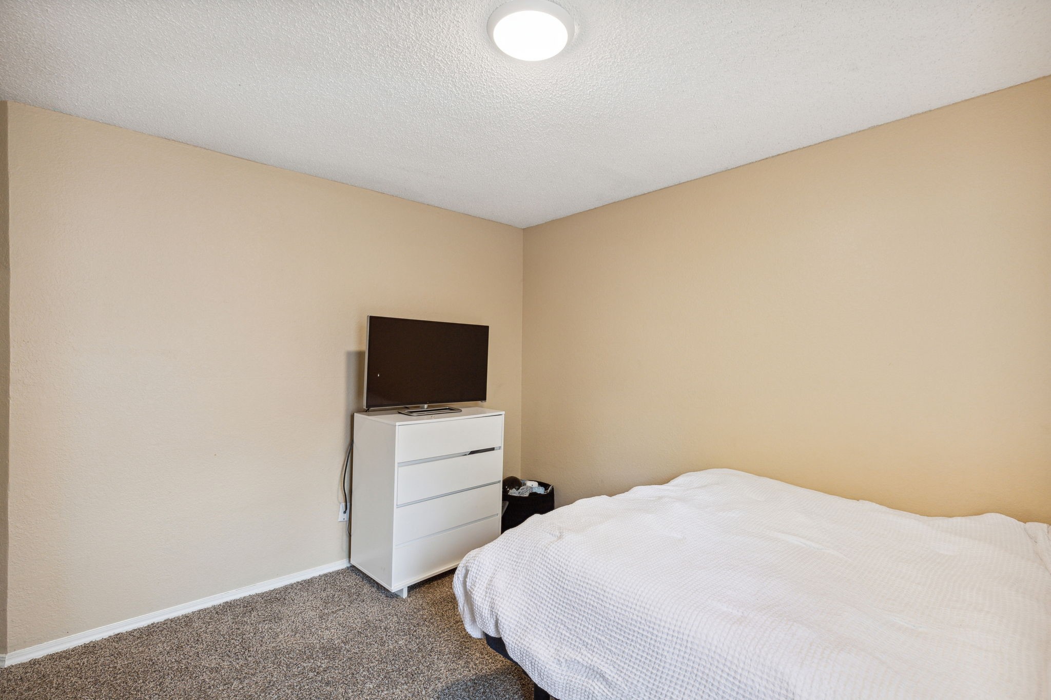 2707 Yorkfield Court