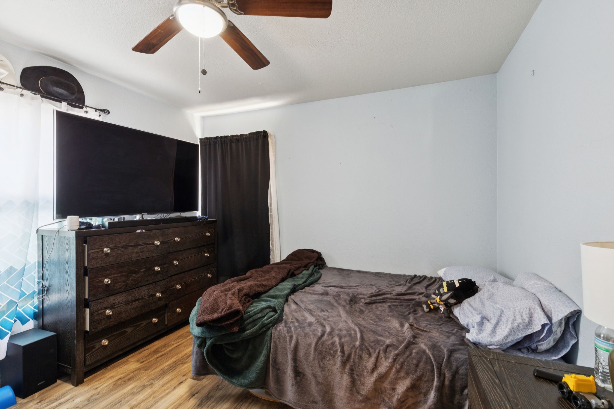 1409 Cedarcrest Drive