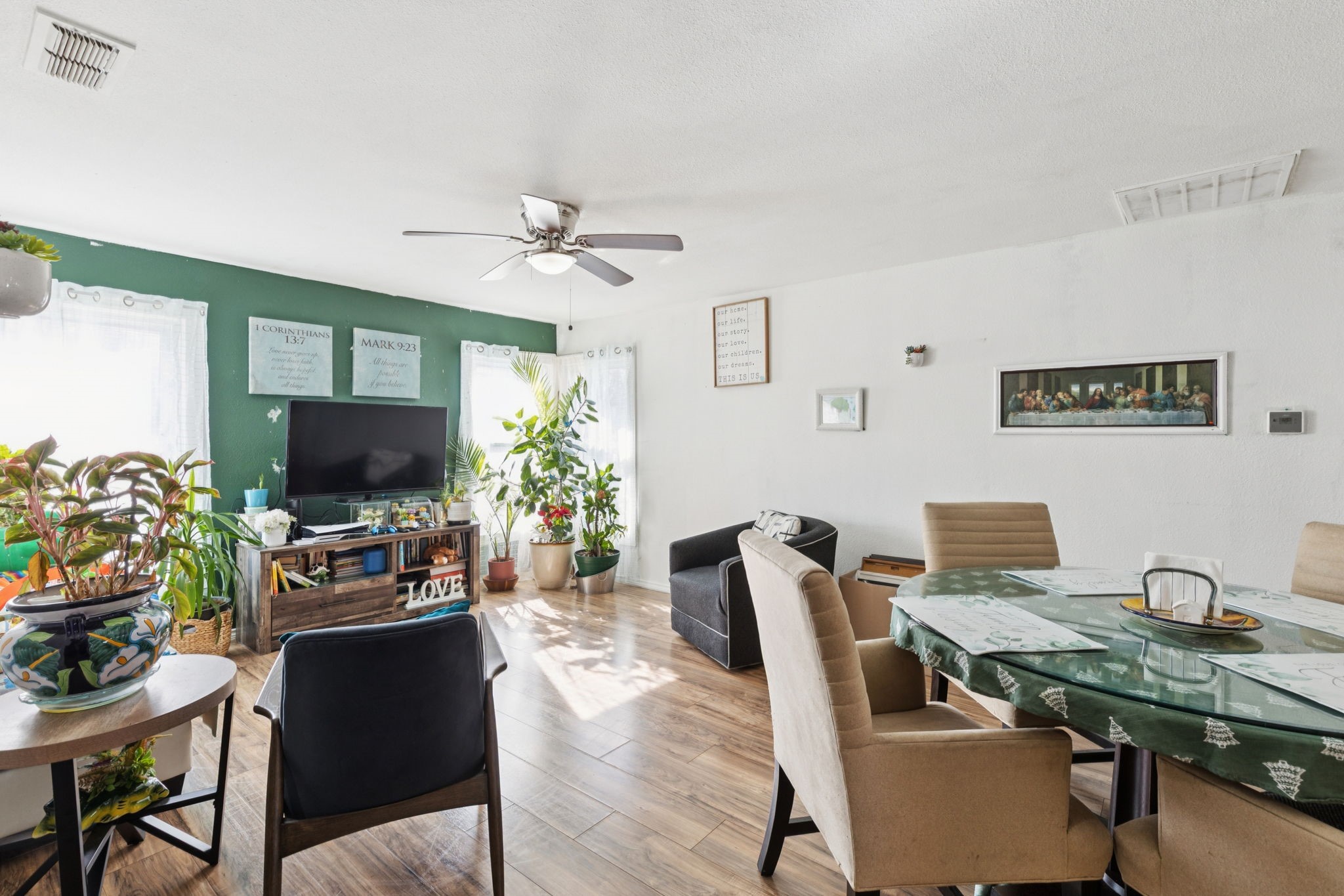 1409 Cedarcrest Drive