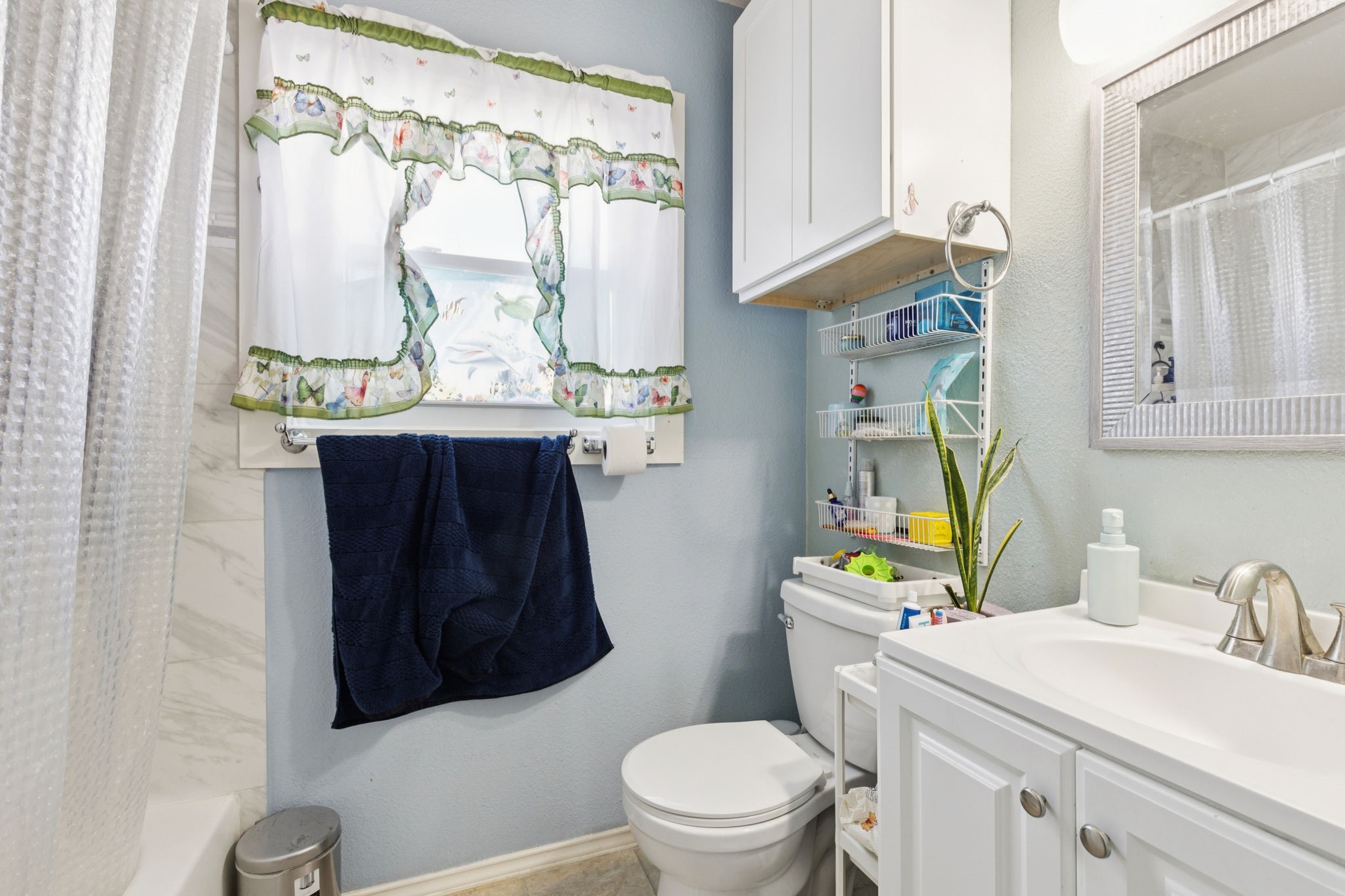 1409 Cedarcrest Drive