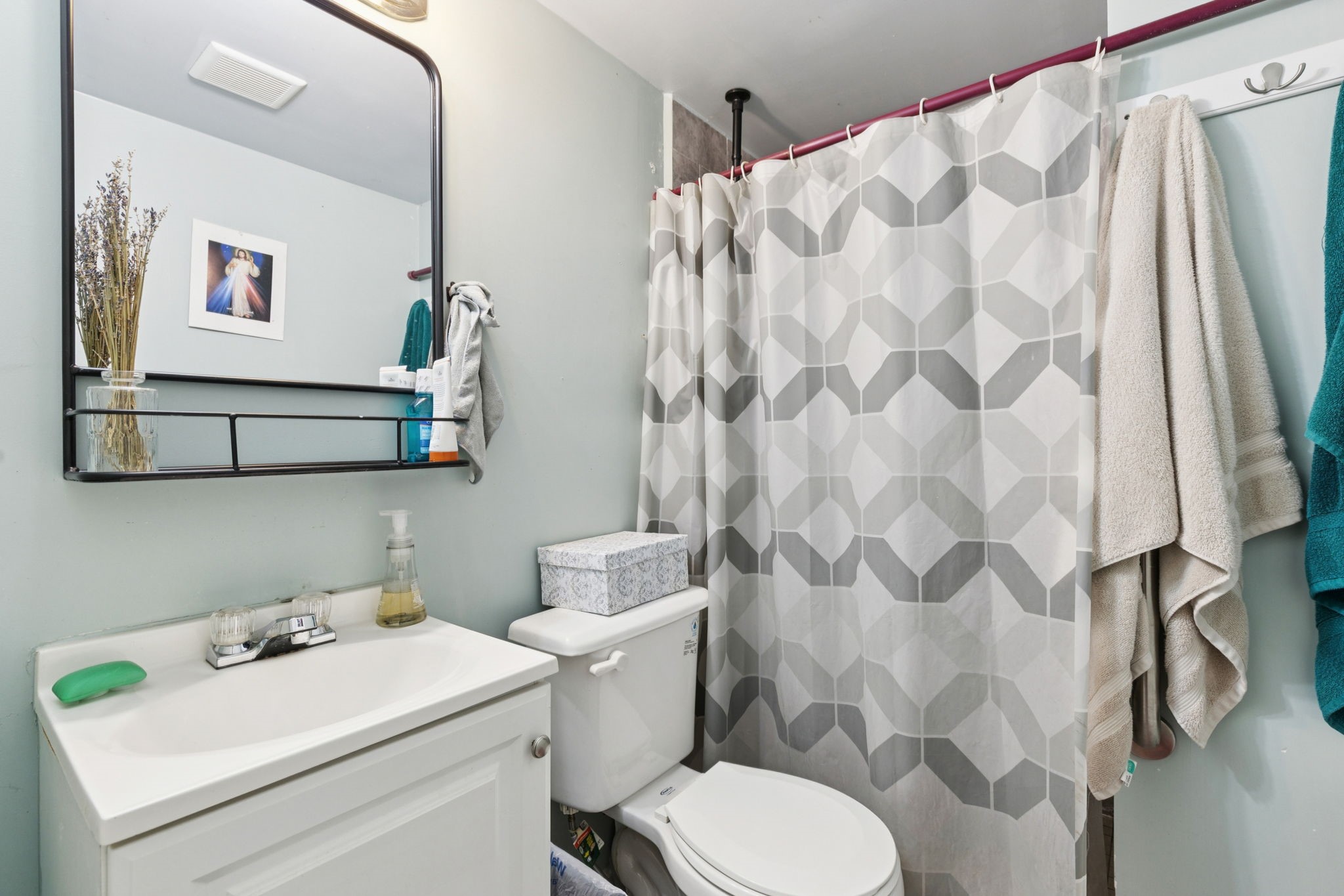 1409 Cedarcrest Drive