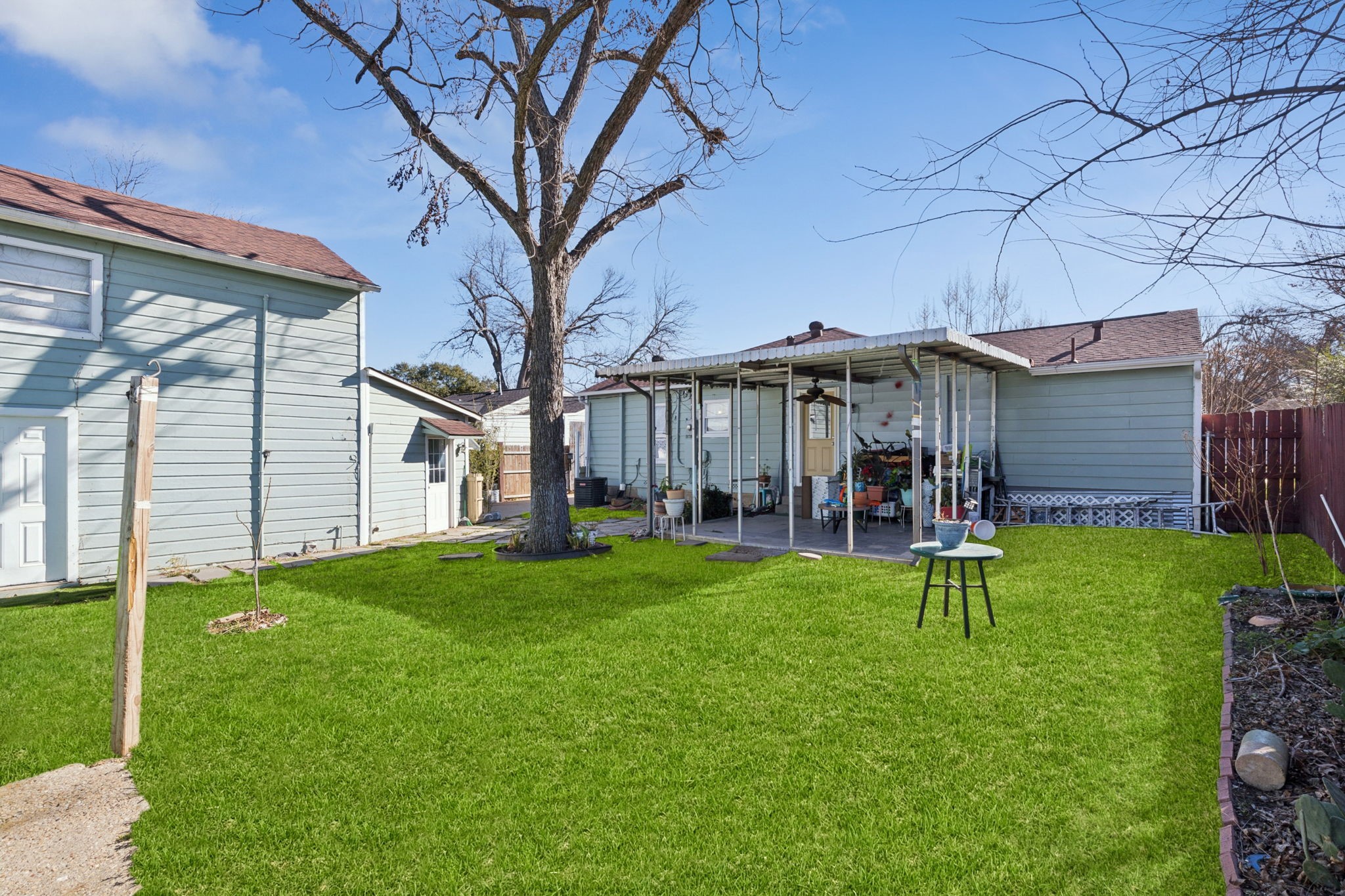 1409 Cedarcrest Drive