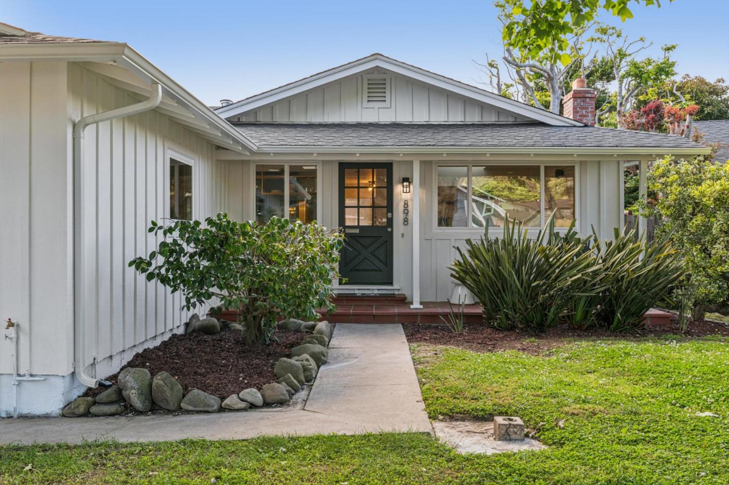 898 Standish Road