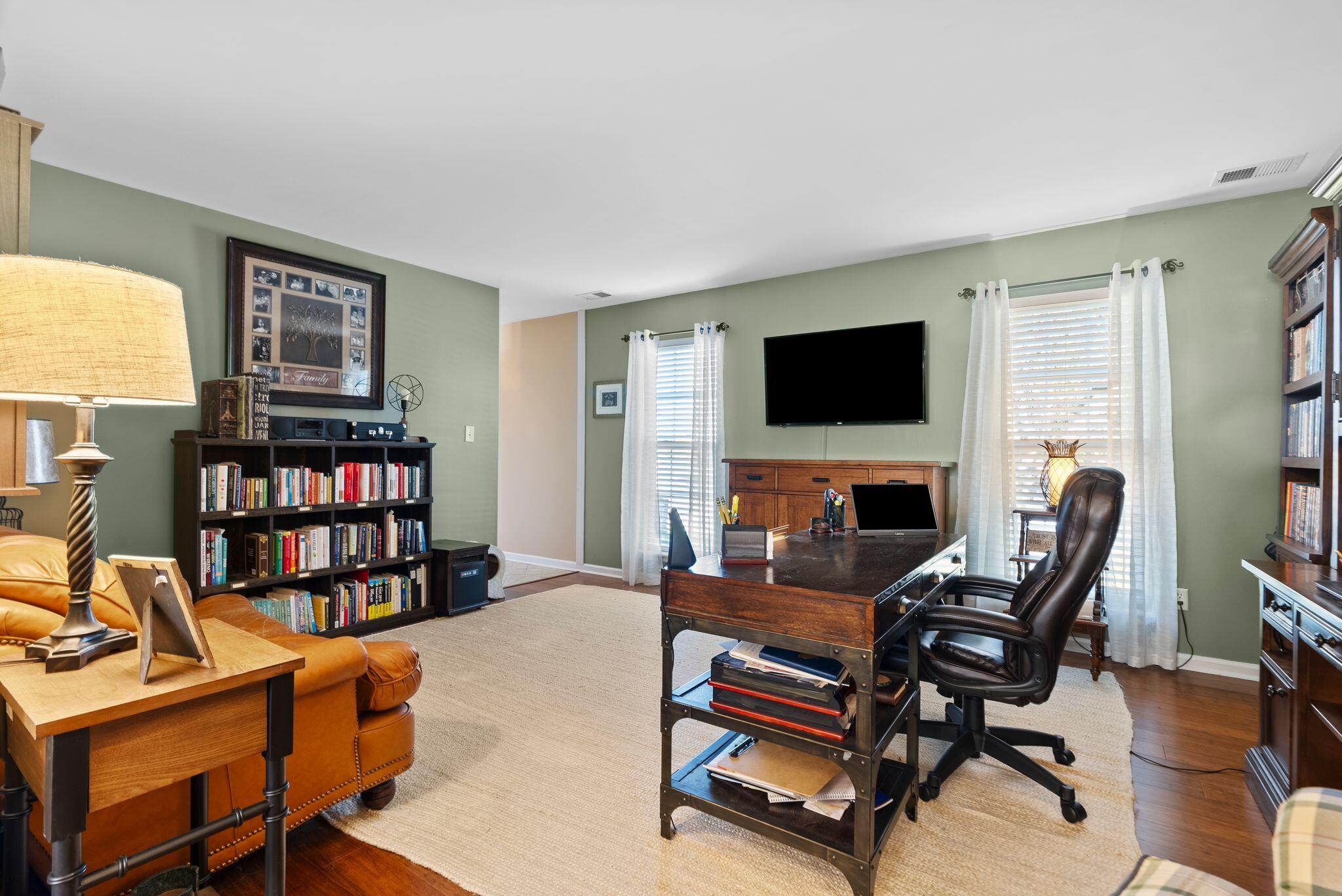 117 Canewood Boulevard