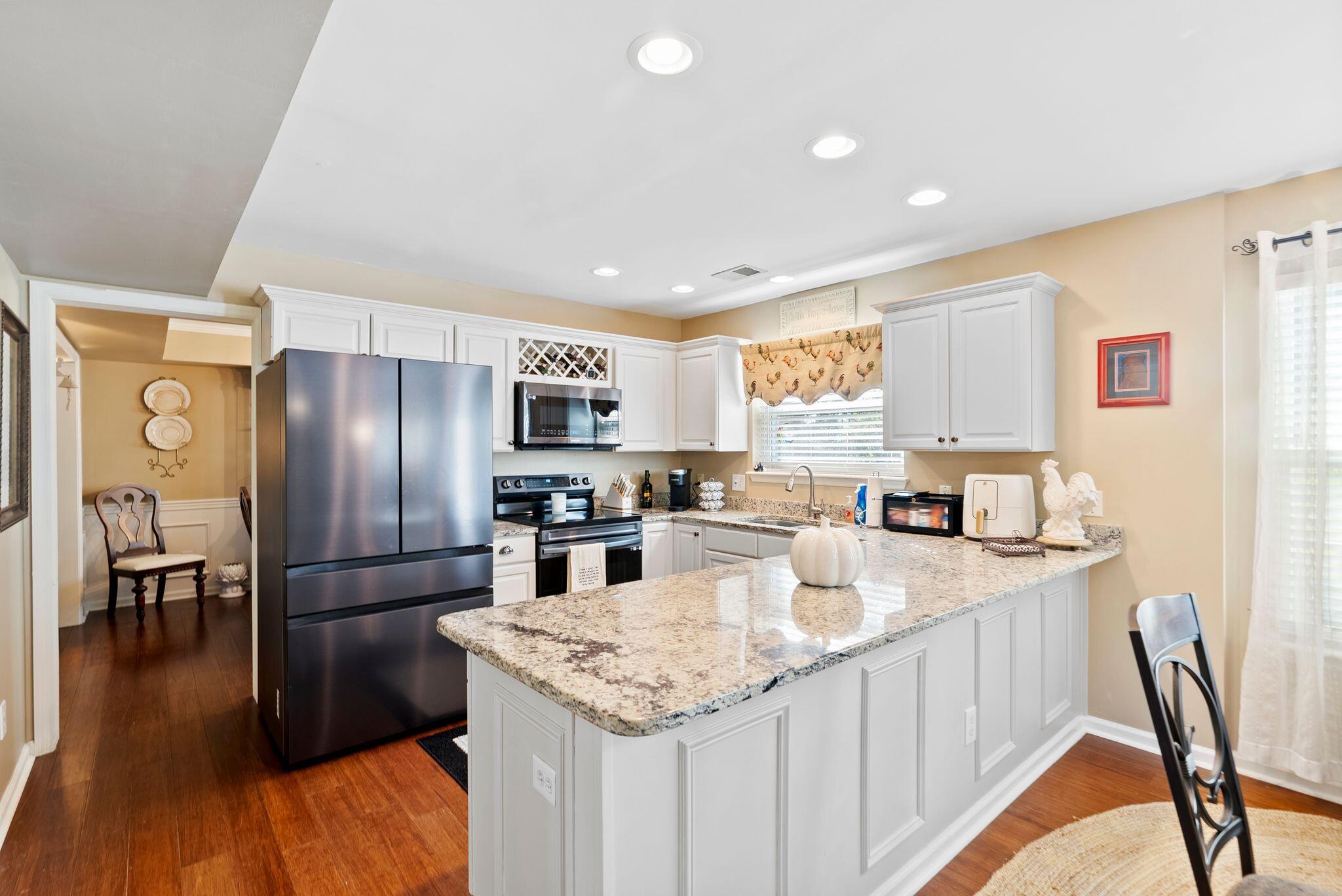 117 Canewood Boulevard