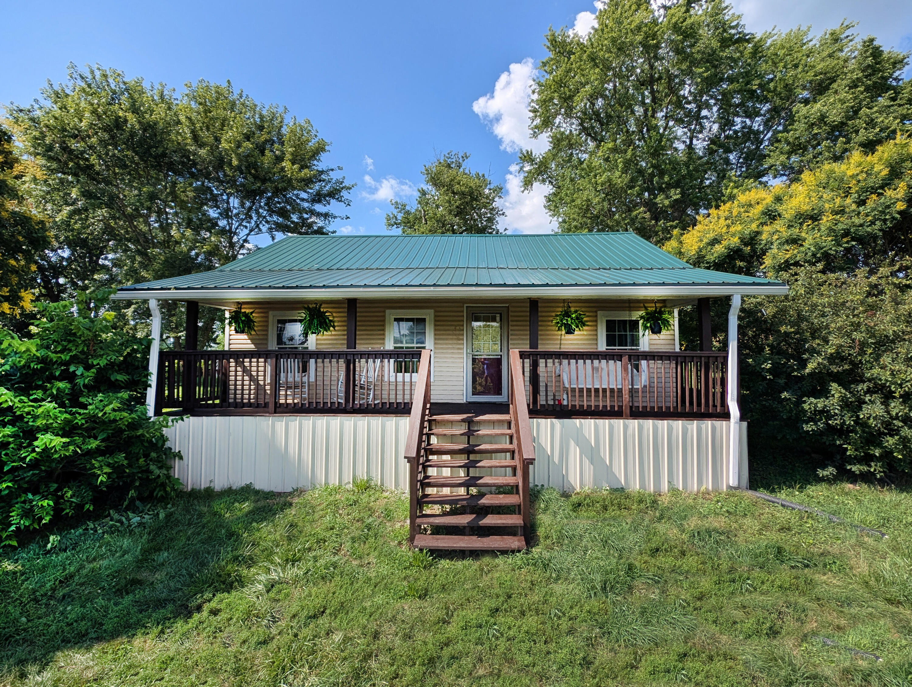 3560 Wades Mill Road