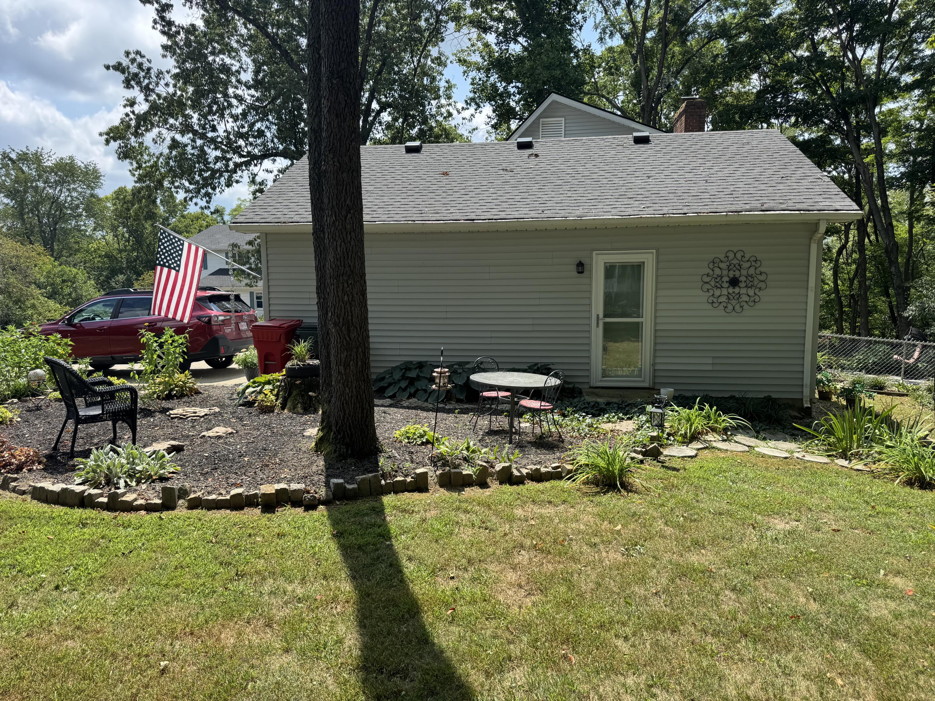 206 Glenbrook Court