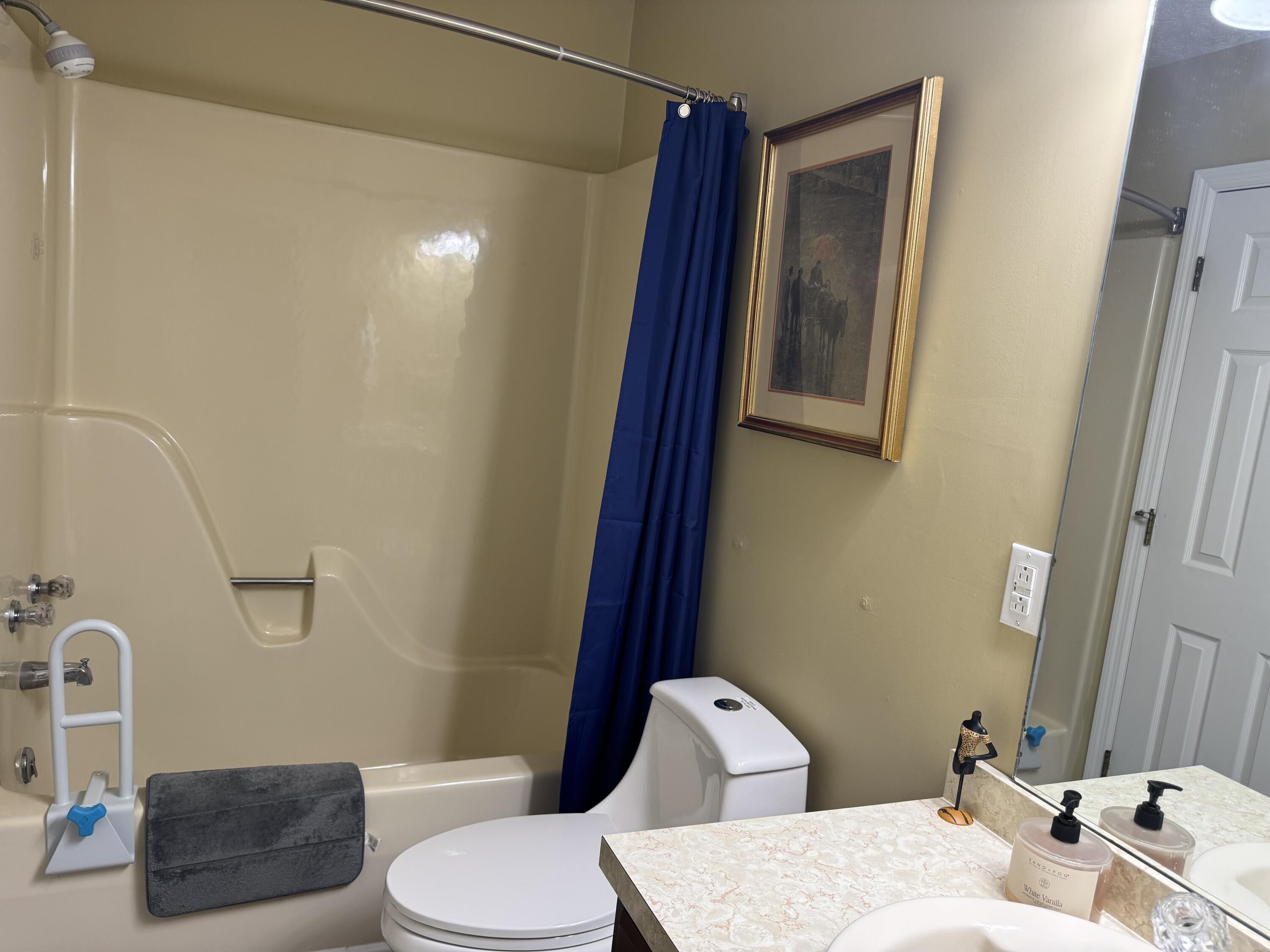 206 Glenbrook Court
