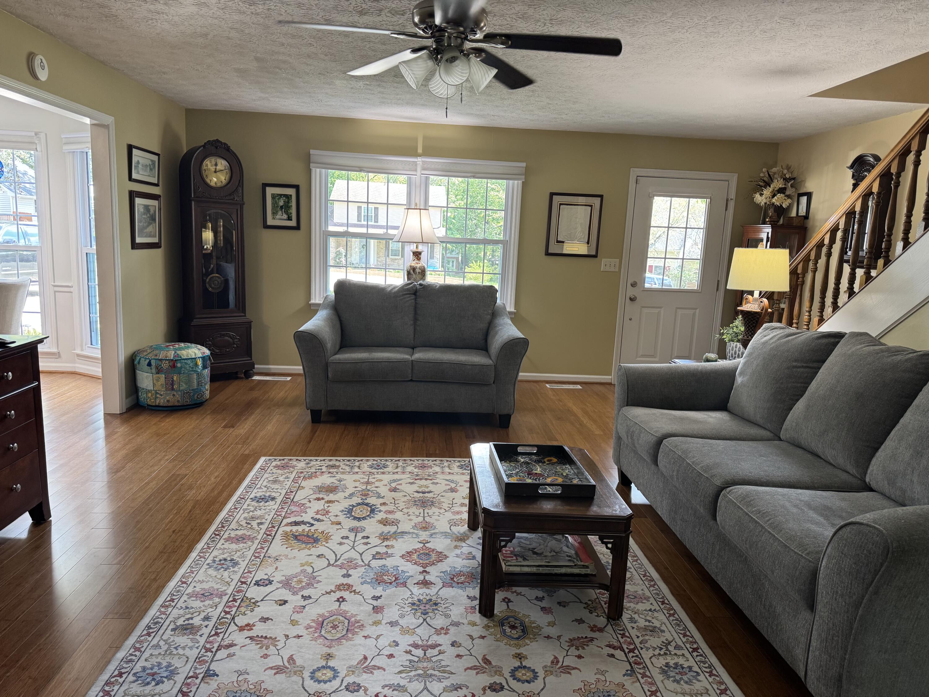 206 Glenbrook Court