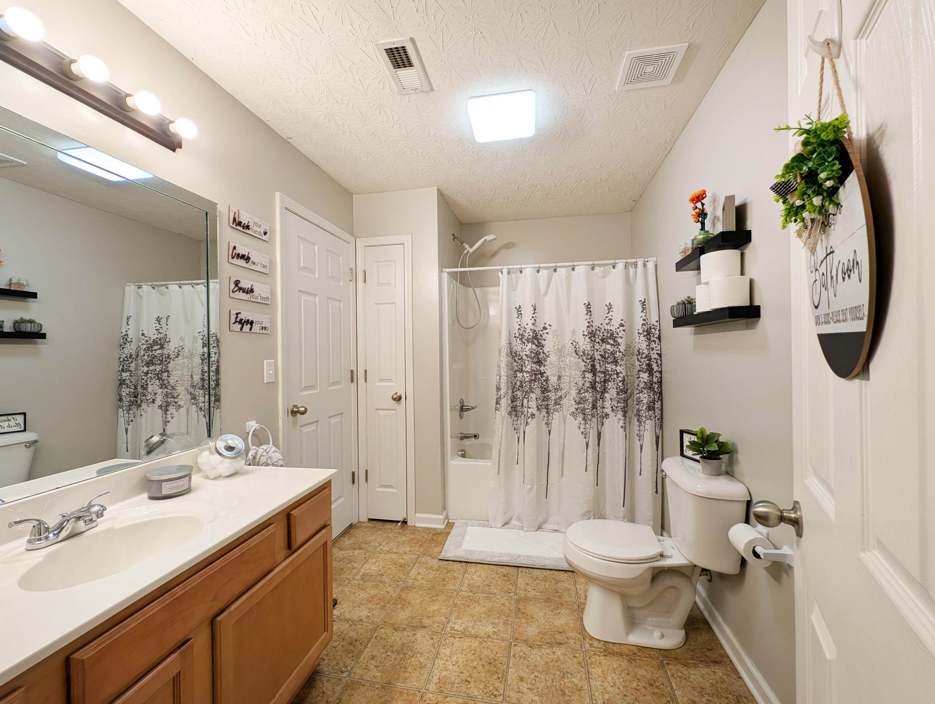 2601 Rockaway Place