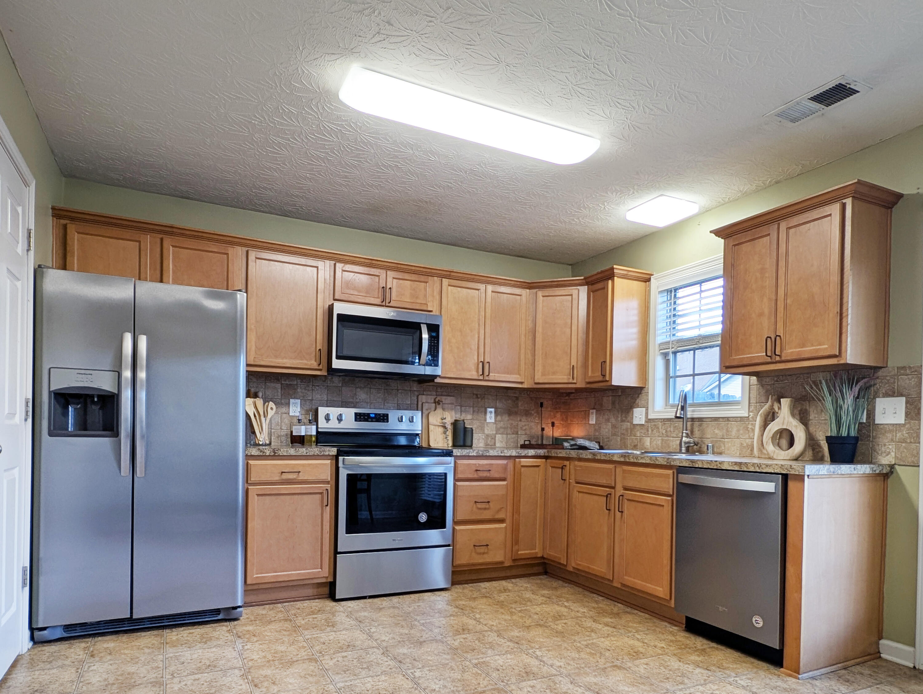 2601 Rockaway Place