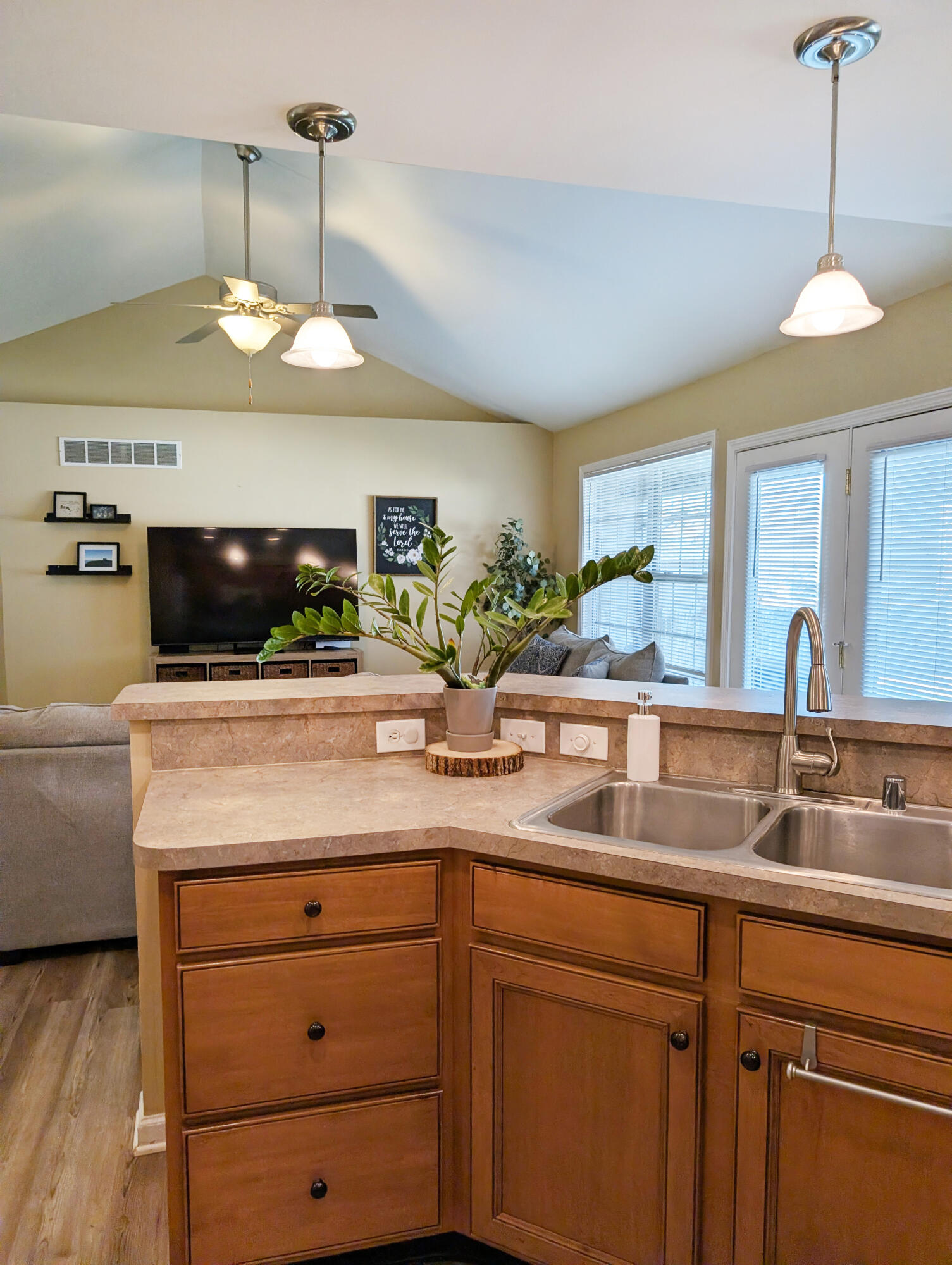 112 Janice Drive