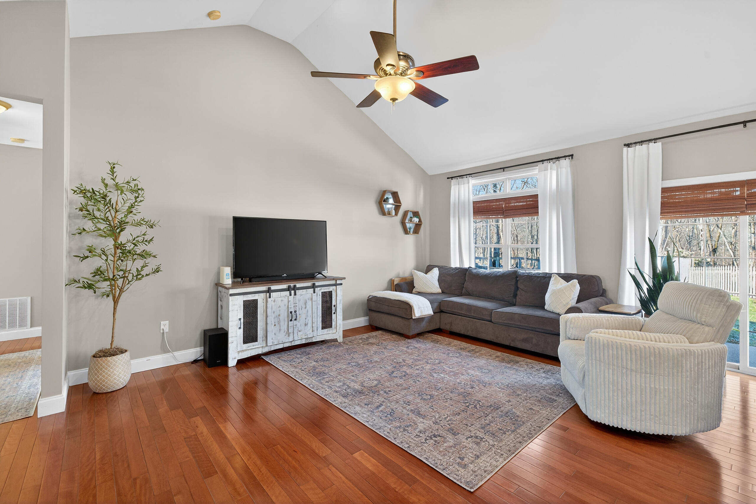 116 Harborside Court