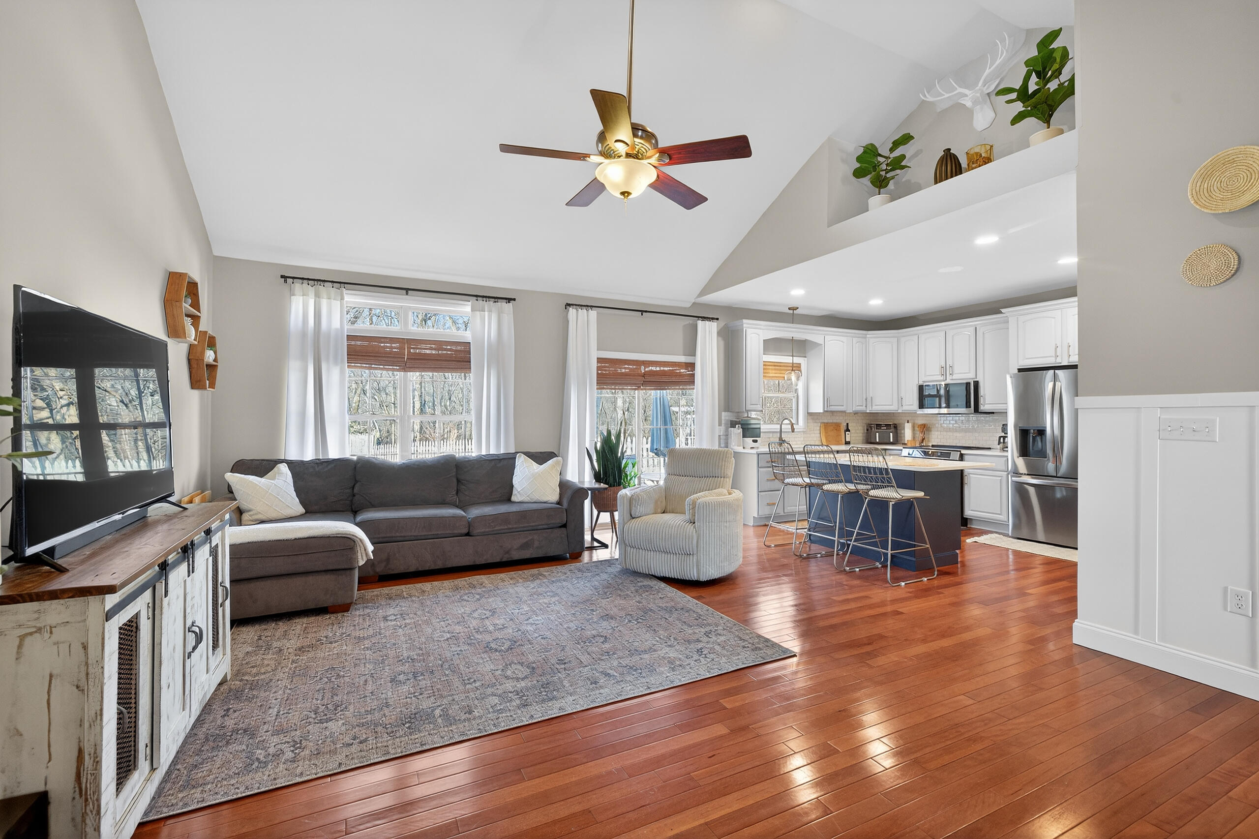 116 Harborside Court