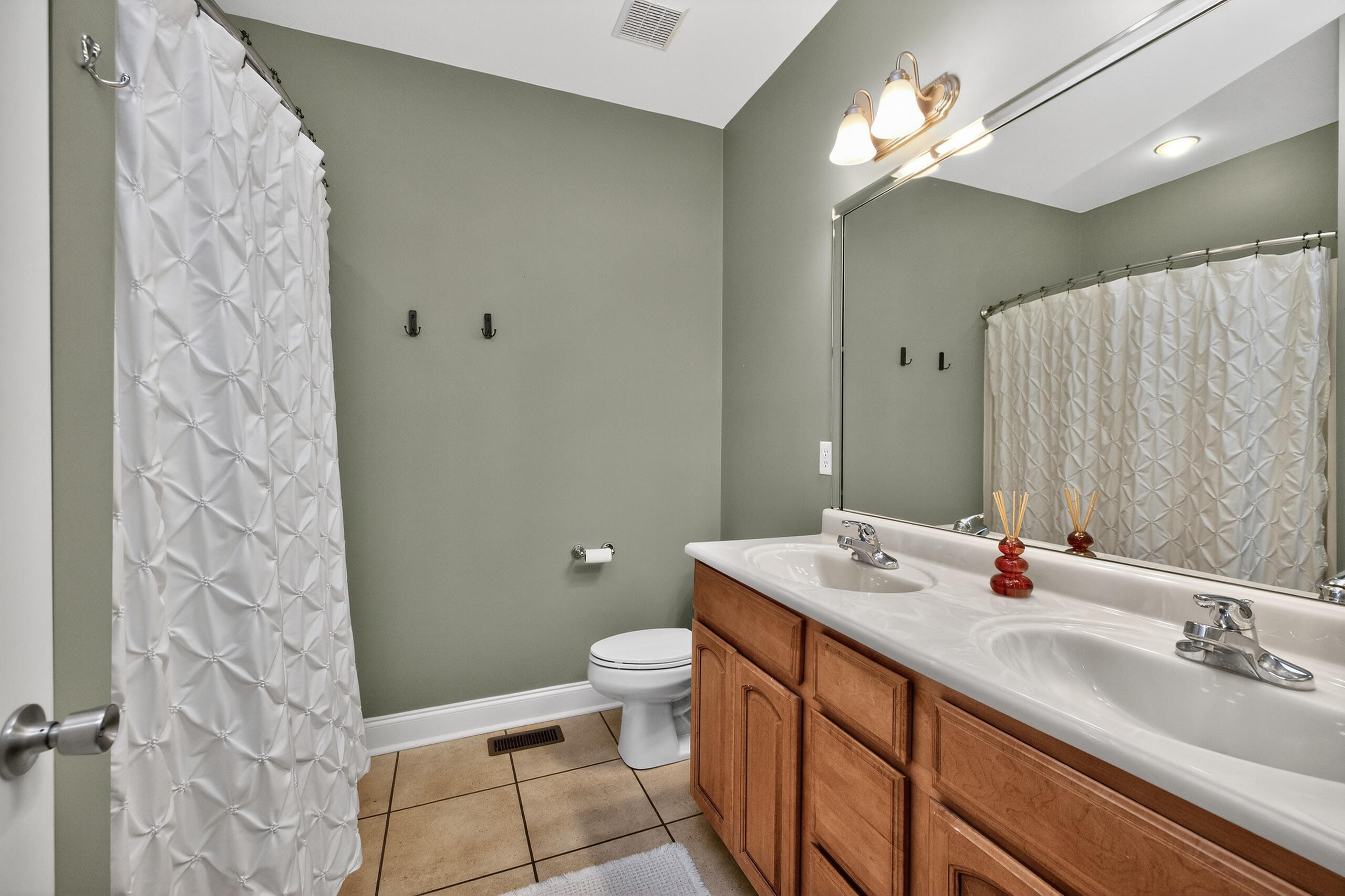 116 Harborside Court