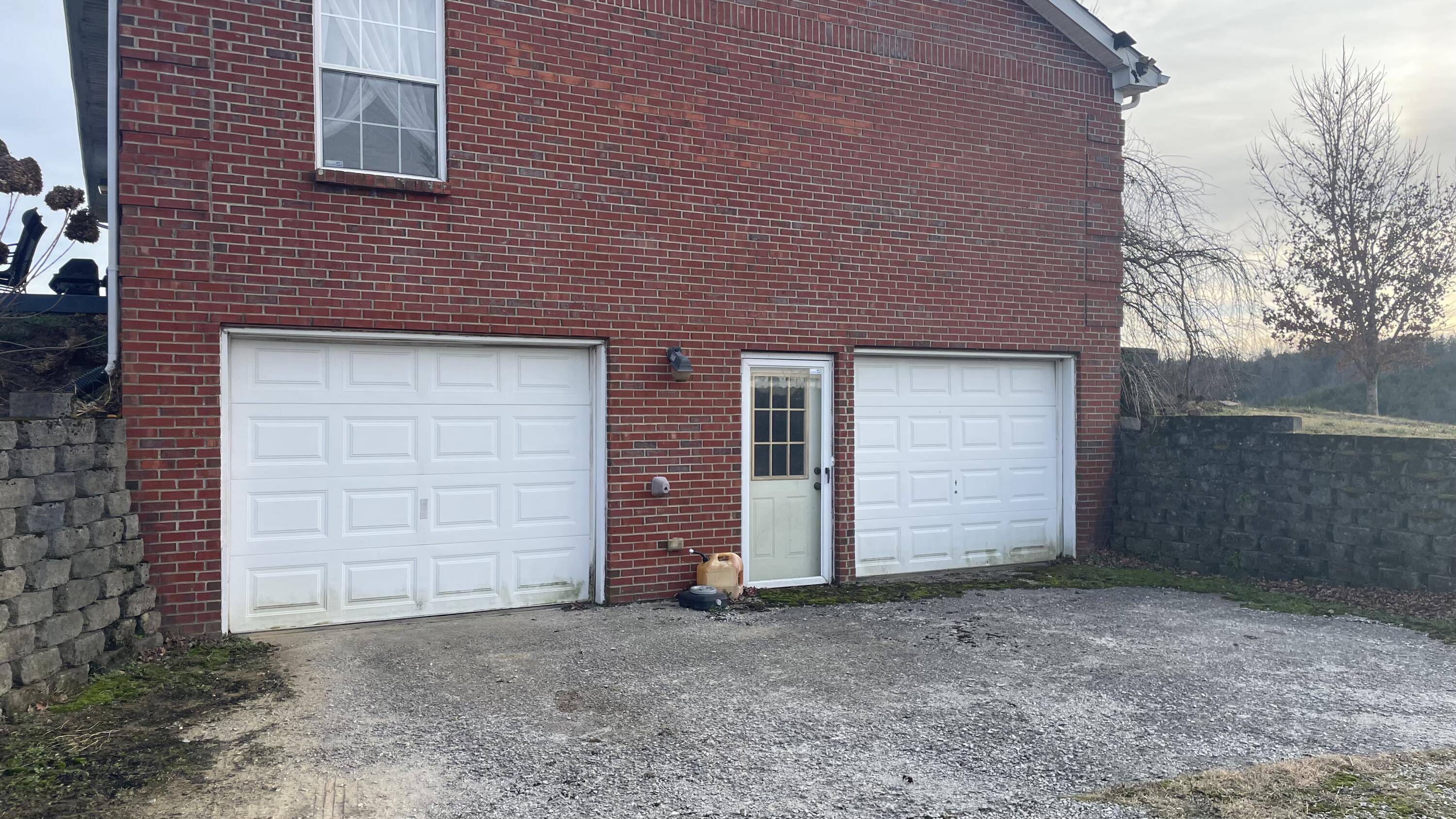 2440 Harp Pike