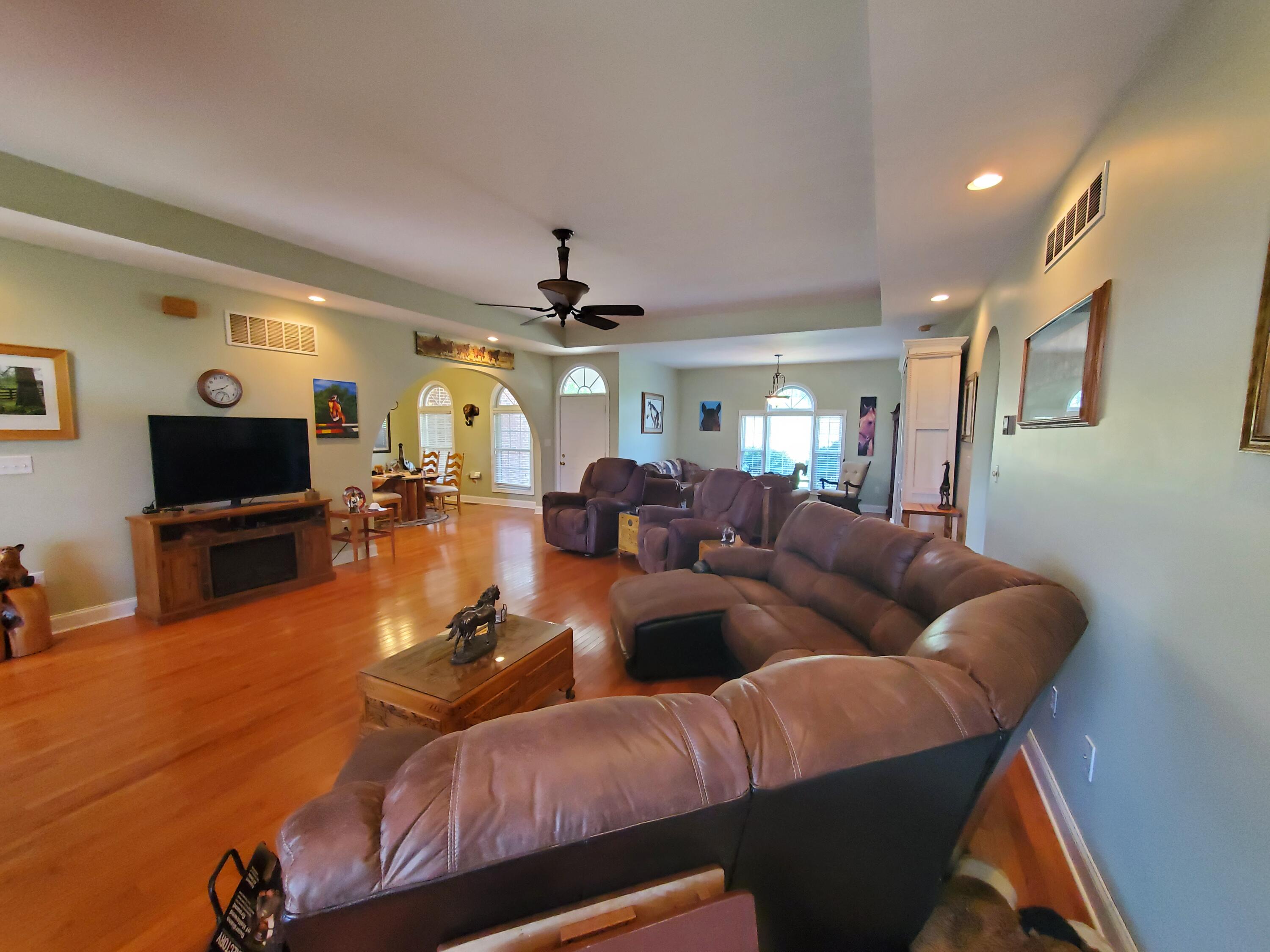 696 Pea Ridge Road