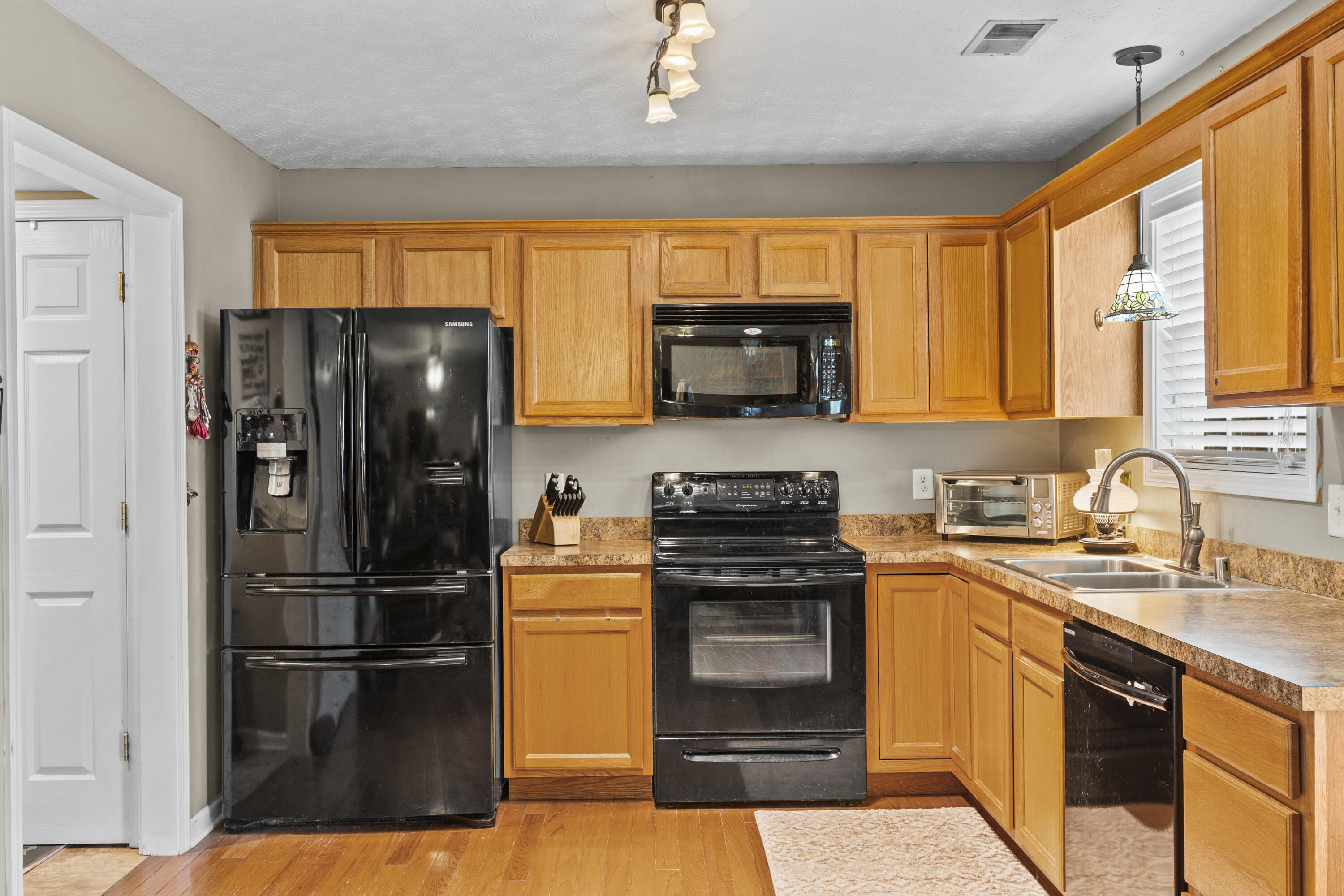 136 Sturbridge Lane