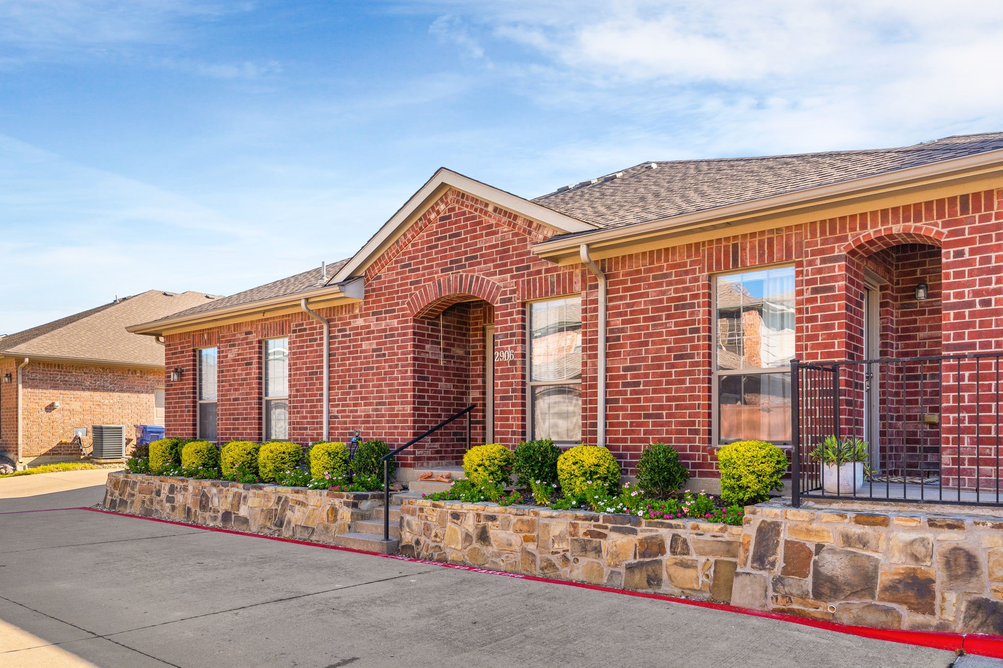 575 S Virginia Hills Drive 2906