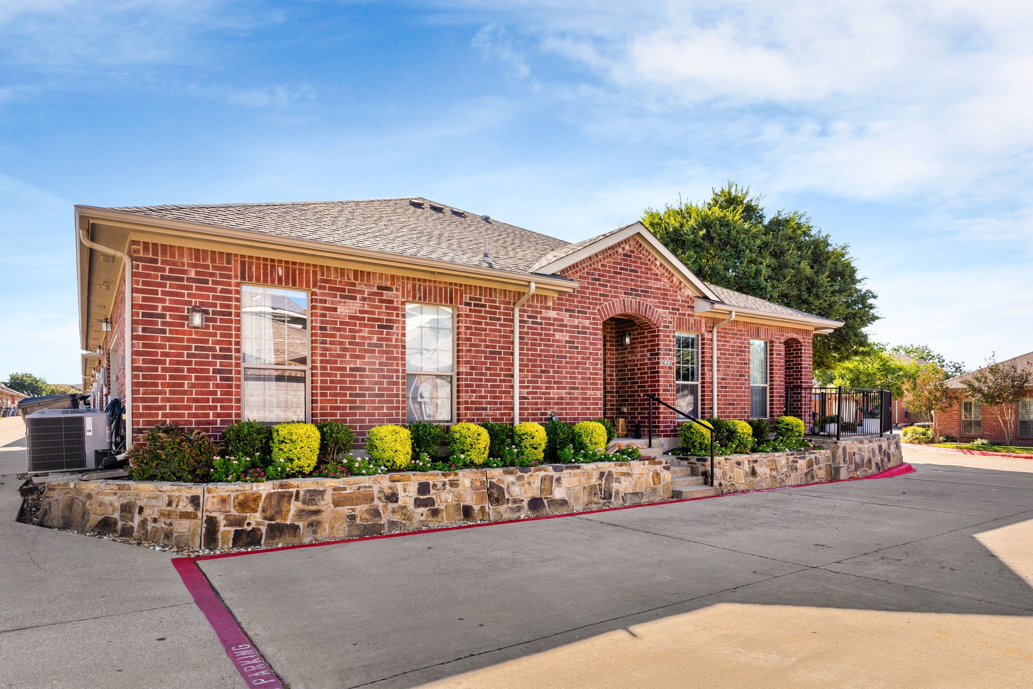 575 S Virginia Hills Drive 2906