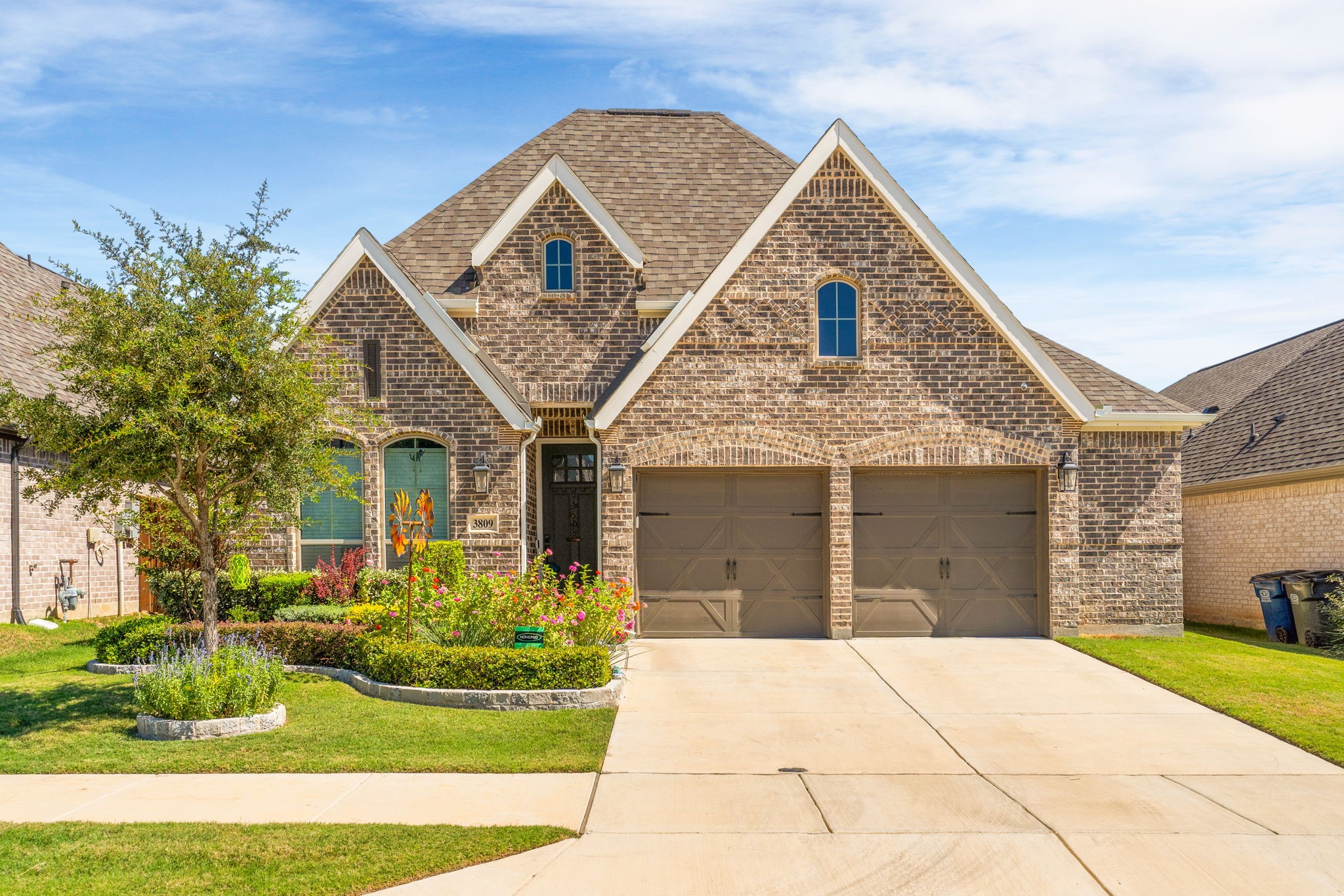 3809 Stonewood