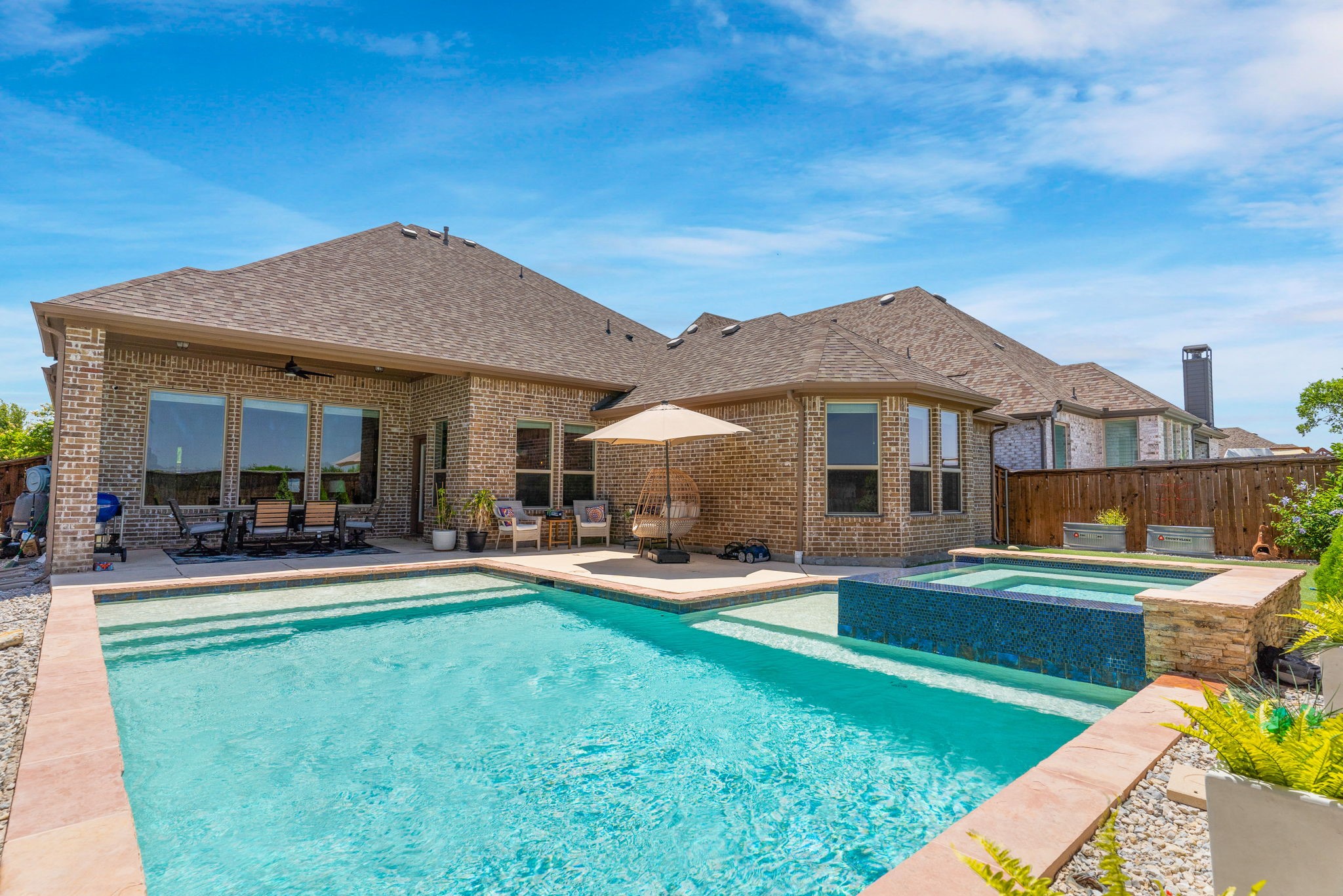 4137 Kingston Lane