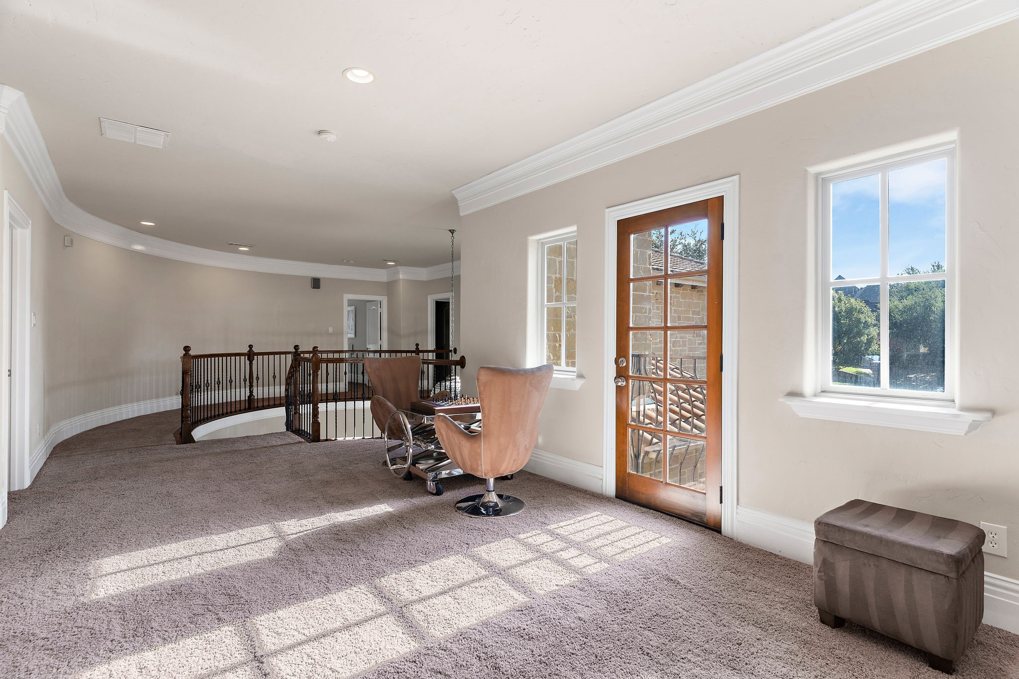 917 Belclaire Circle