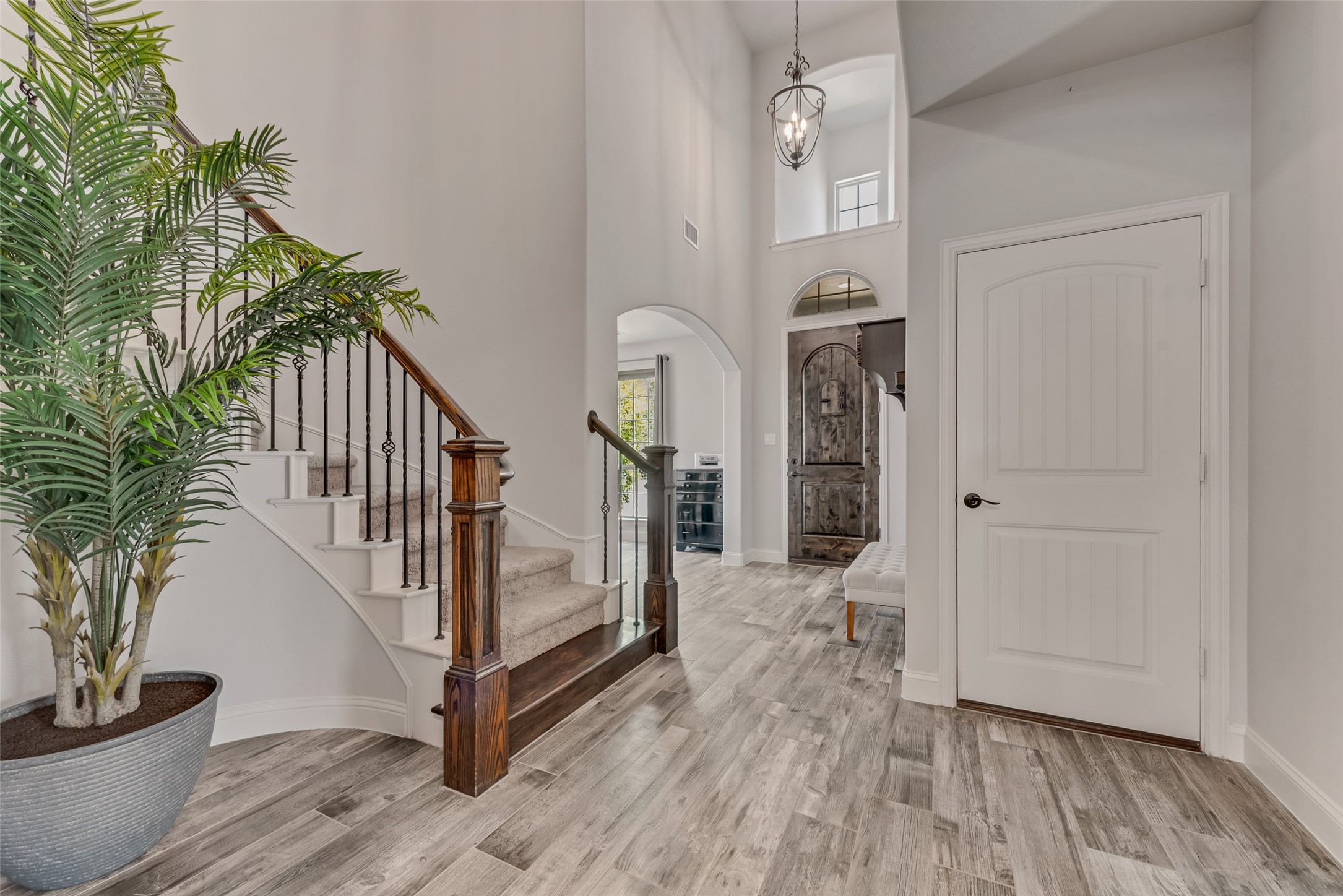 1504 Grove Drive