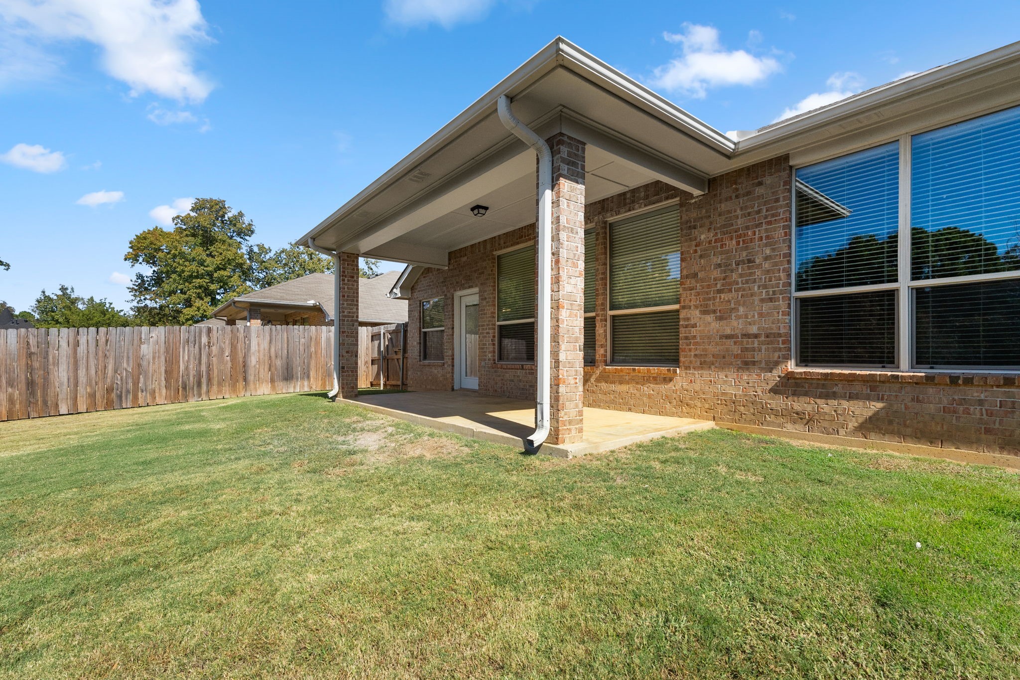 6015 Pine Cone Lane