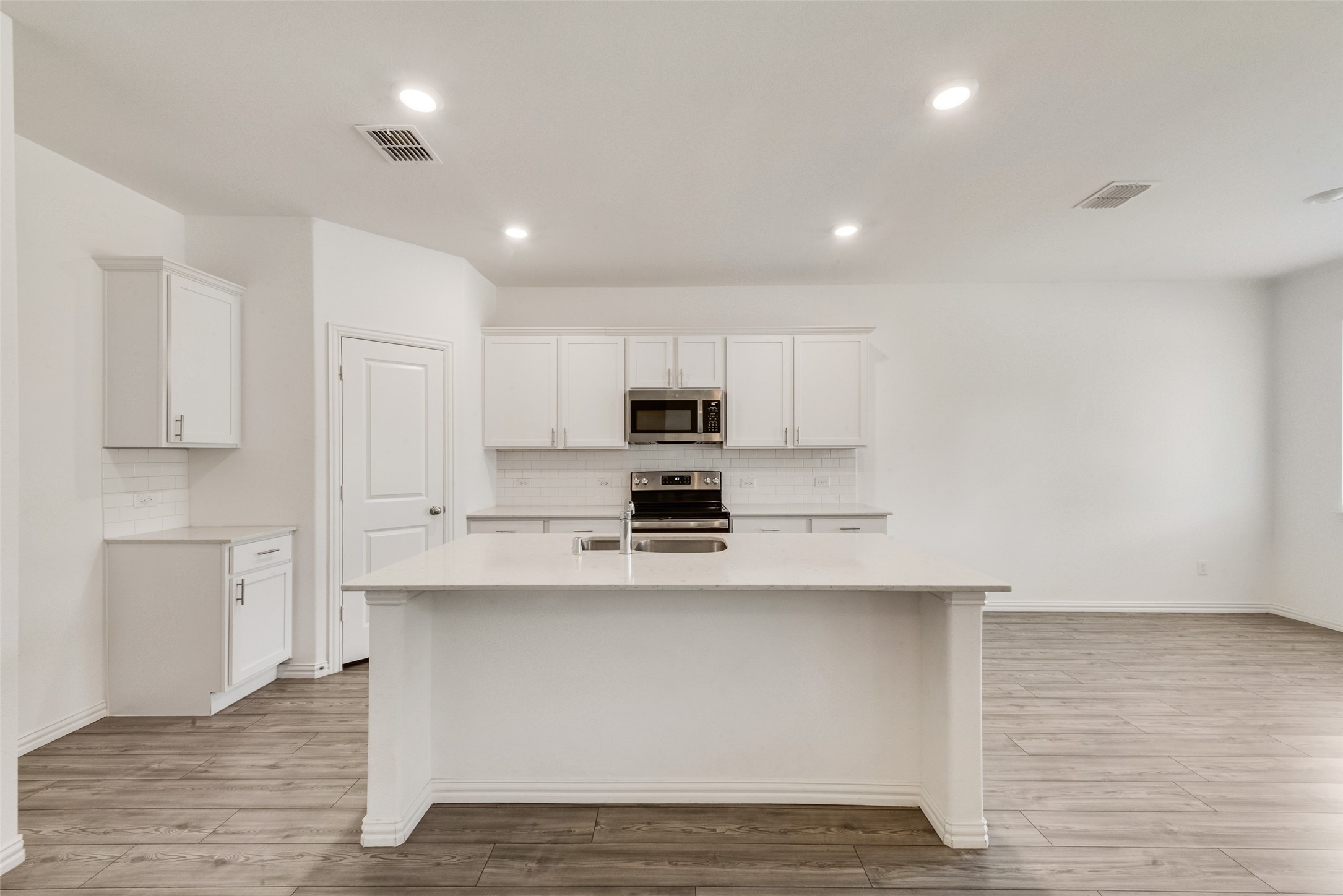 728 Alden Drive